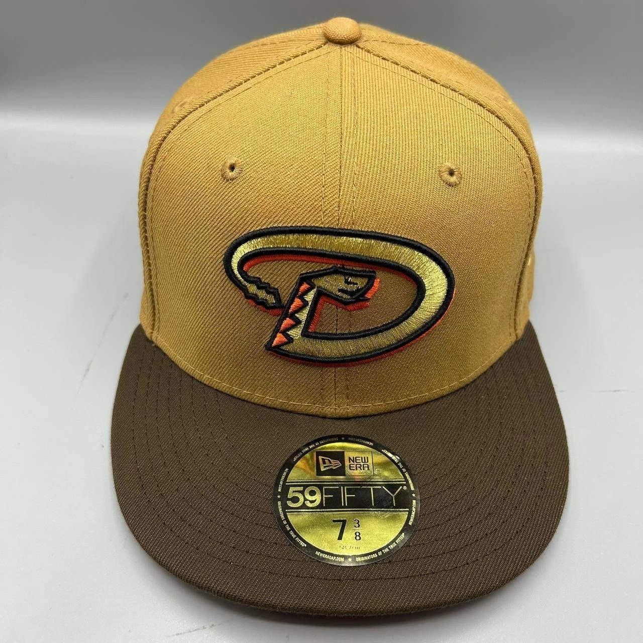 New Era Arizona Diamondbacks Hat Men 7 3/8 Brown Red MLB Fitted Cap Size ONE SIZE - 1 Thumbnail