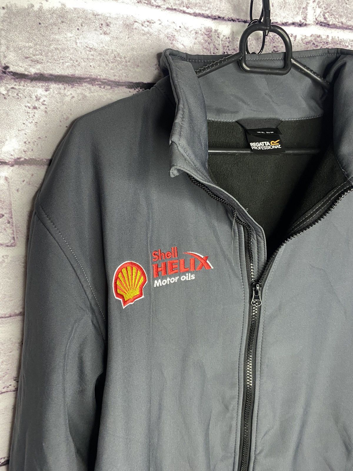 Sports Specialties MENS VINTAGE SHELL HELIX RACING LIGHT JACKET CARS FORMULA1 Size US XL / EU 56 / 4 - 2 Thumbnail