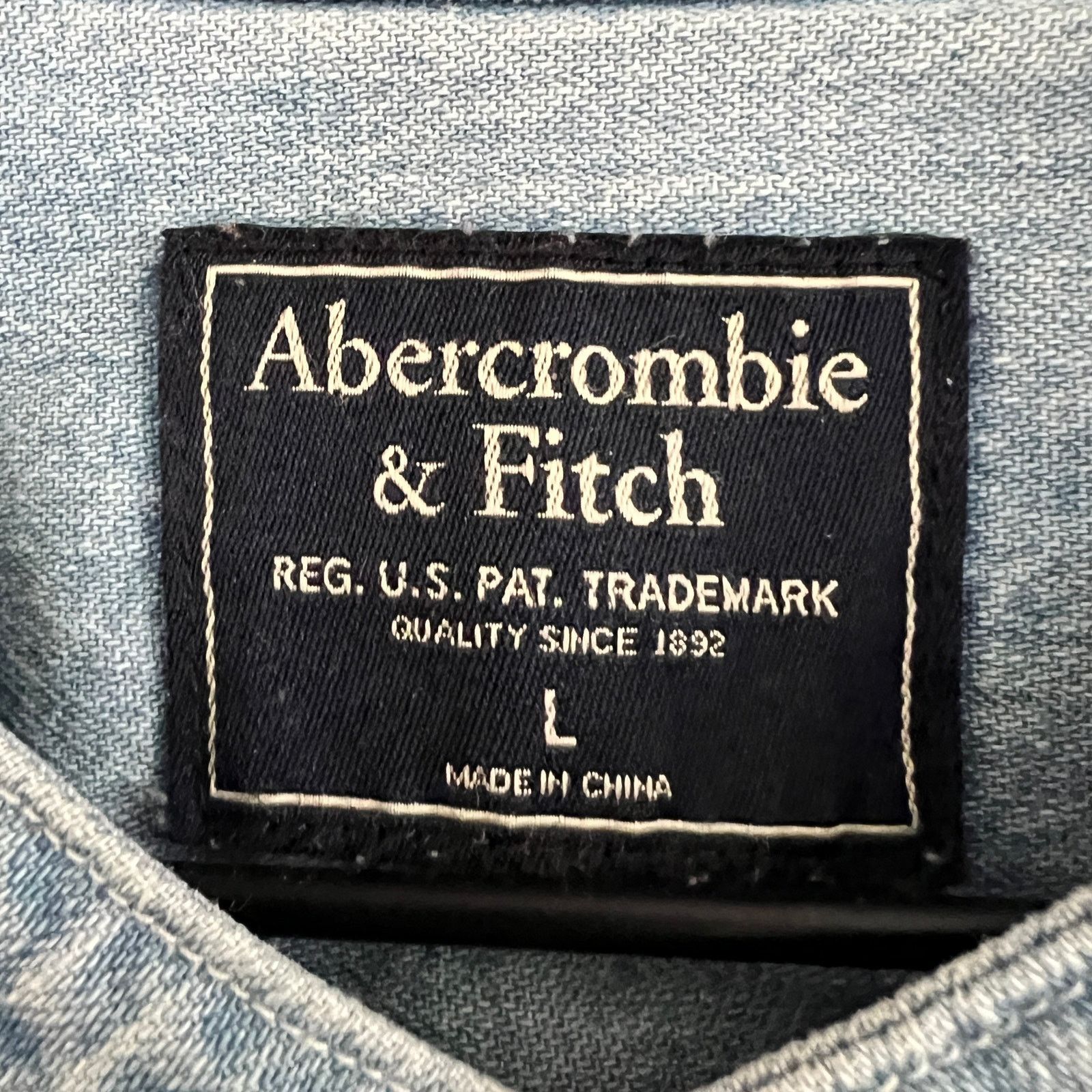 Abercrombie & Fitch Abercrombie & Fitch Men's Collarless Denim Shirt L 22.5x29 Size US L / EU 52-54 / 3 - 3 Thumbnail