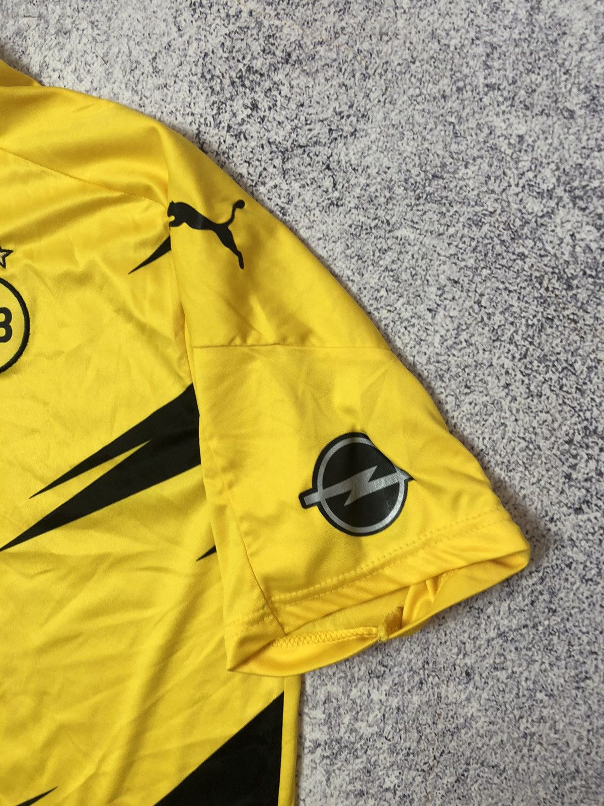 Vintage Men’s soccer jersey BvB vintage puma Size US XL / EU 56 / 4 - 4 Thumbnail