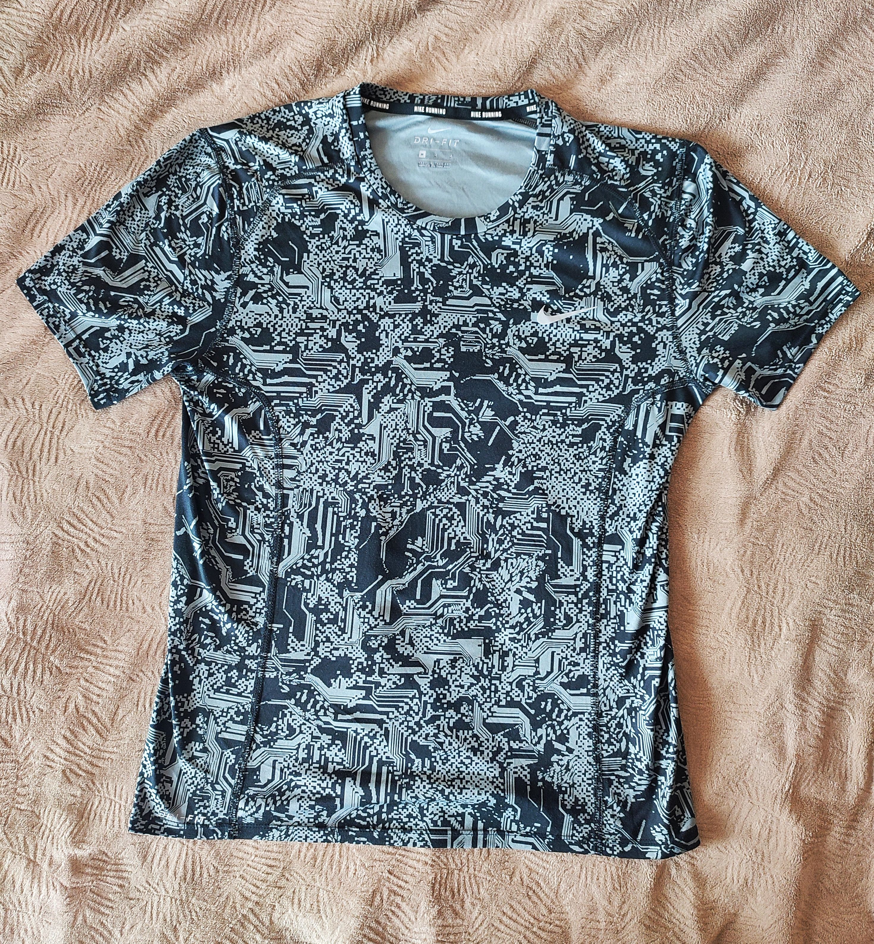 Nike Nike Running Dri Fit Shirt Size US M / EU 48-50 / 2 - 1 Thumbnail