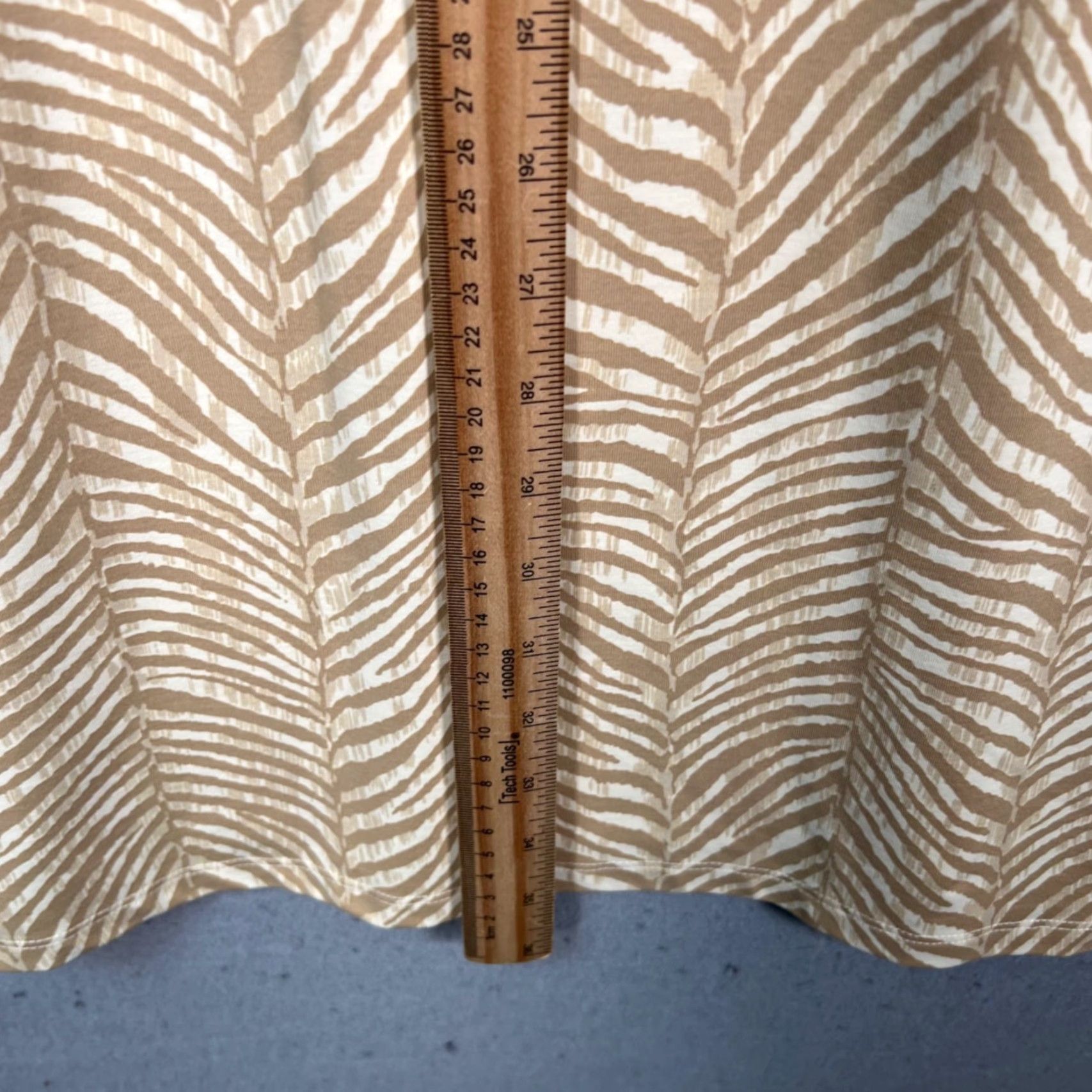 J.McLaughlin J. McLaughlin Womens XS Zebra Print Beige White Dress 3/4 Sleeves Size XS / US 0-2 / IT 36-38 - 6 Thumbnail