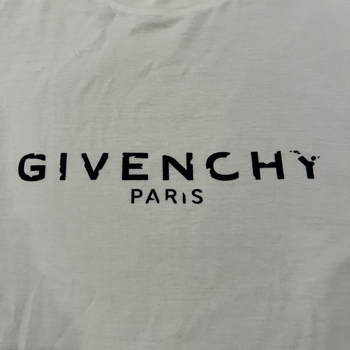 Givenchy Givenchy Distressed Logo T-Shirt Size US S / EU 44-46 / 1 - 3 Thumbnail