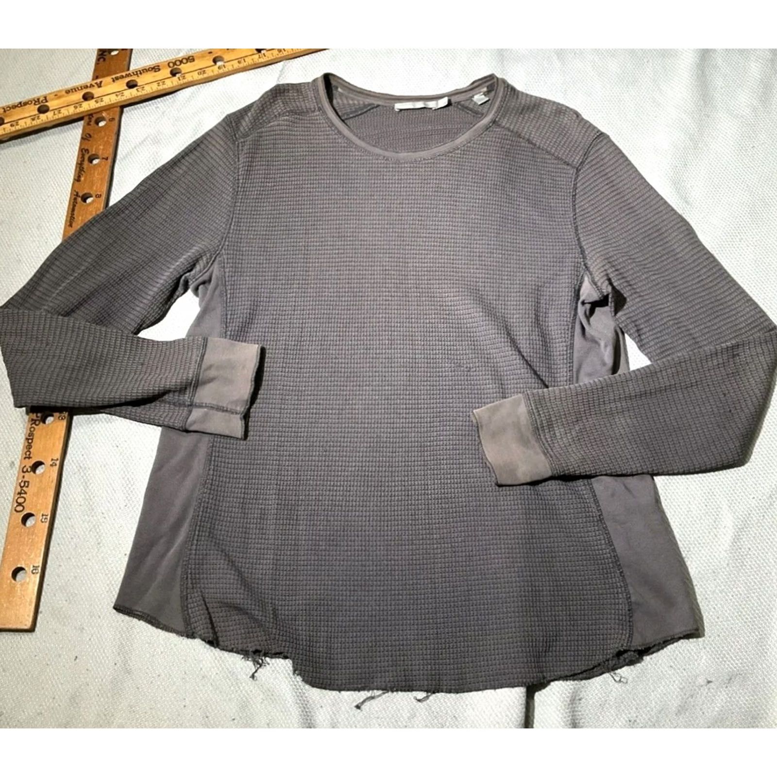Vince Vince Shirt Mens M Gray Grunge Sun Fade Waffle Thermal Minimalist Luxury Size US M / EU 48-50 / 2 - 2 Thumbnail