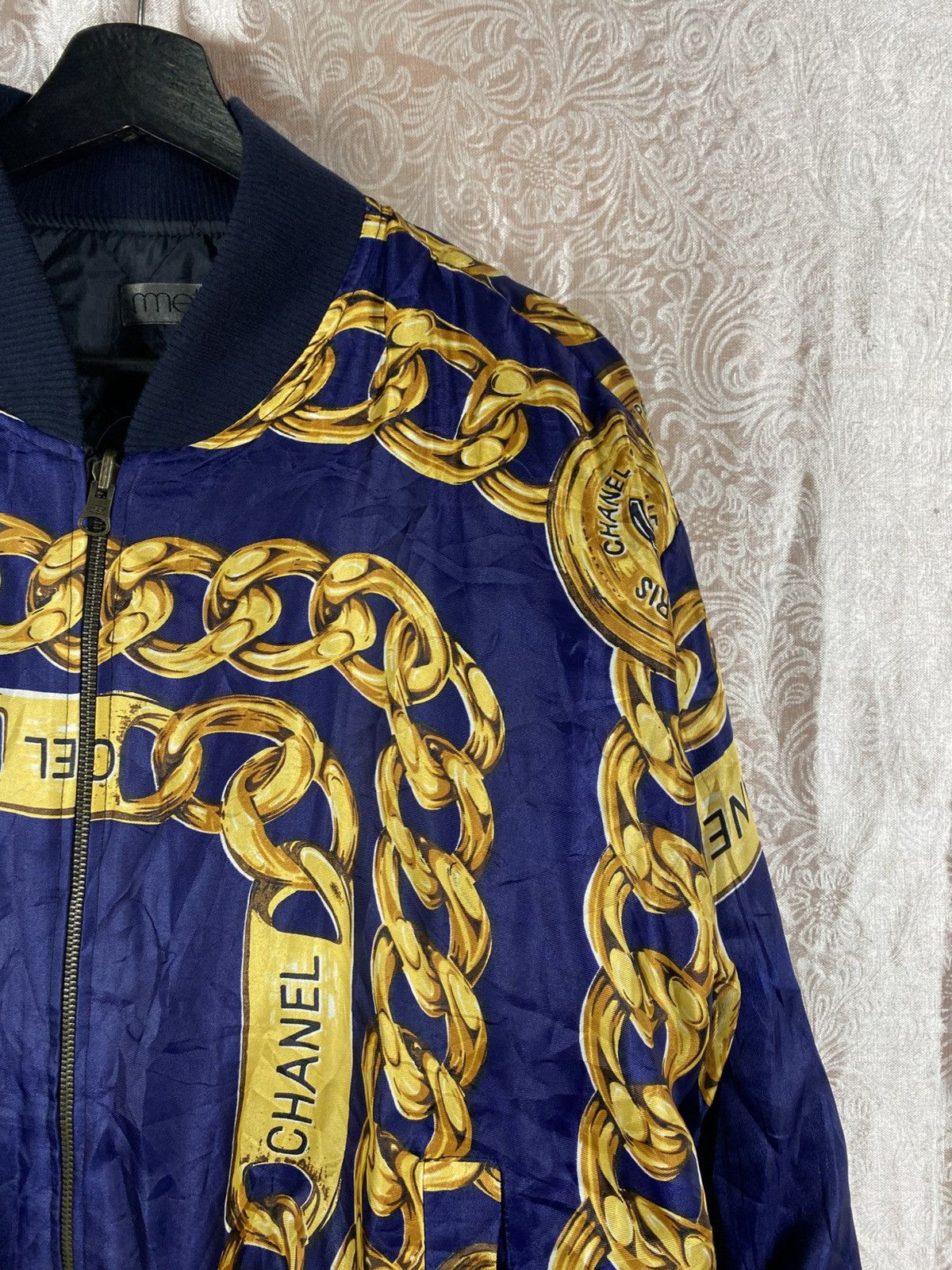 Vintage Vintage Baroque Chain Print Bomber Chanel Inspired Y2K Size US L / EU 52-54 / 3 - 11 Thumbnail