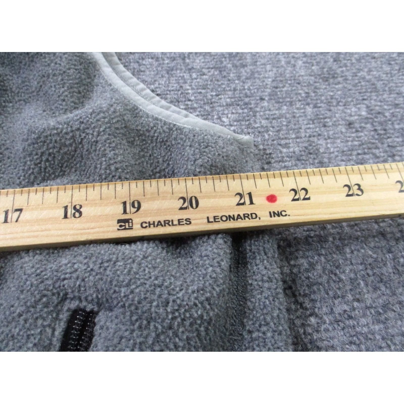 Patagonia Patagonia Sweater Mens M Gray Vest Jacket Men Fleece Synchilla Camping Hiking Outdoor Size US M / EU 48-50 / 2 - 5 Thumbnail