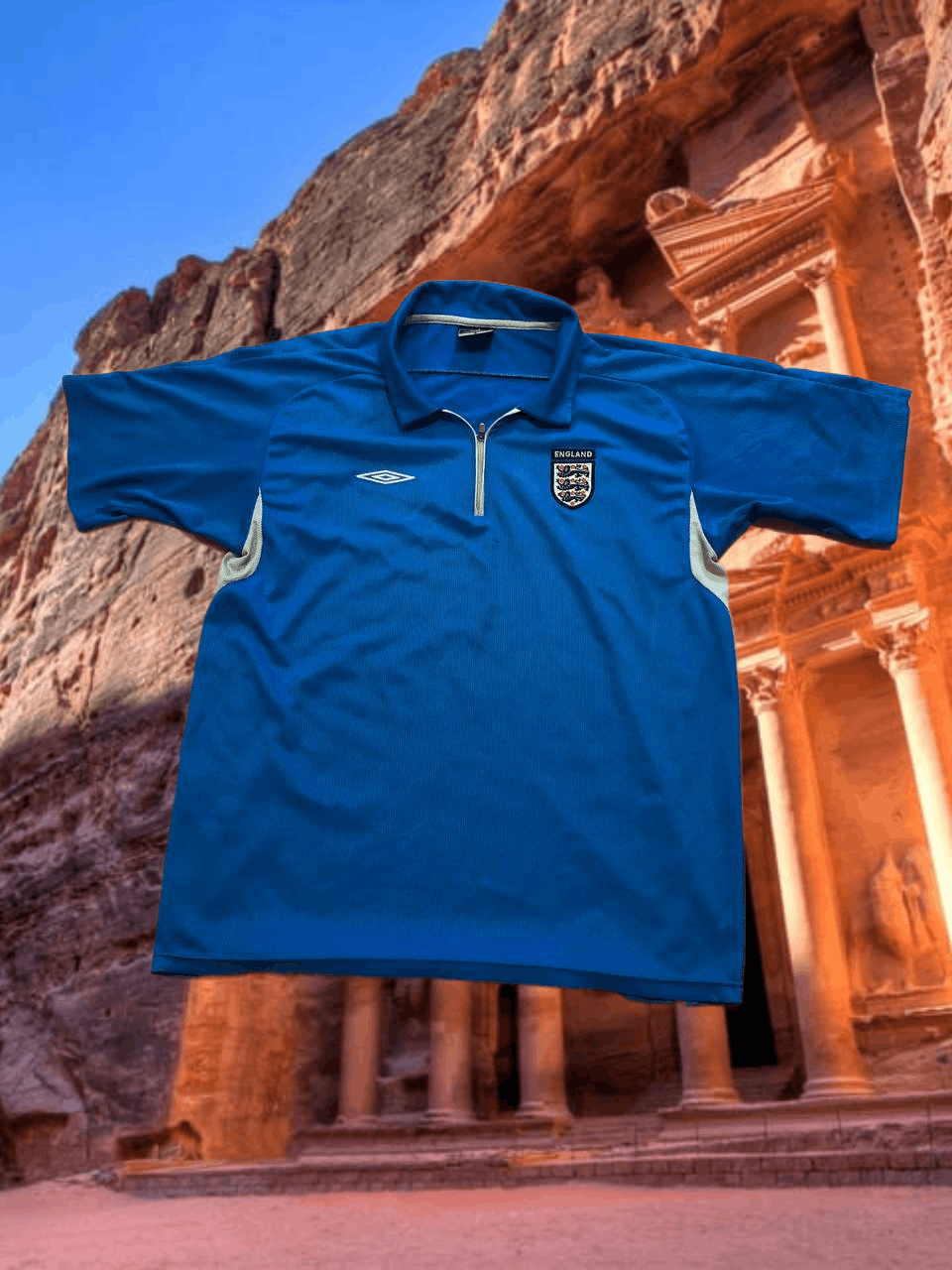 Umbro Vintage Umbro blue T-Shirt Y2K football England Jerseys Size US L / EU 52-54 / 3 - 1 Thumbnail