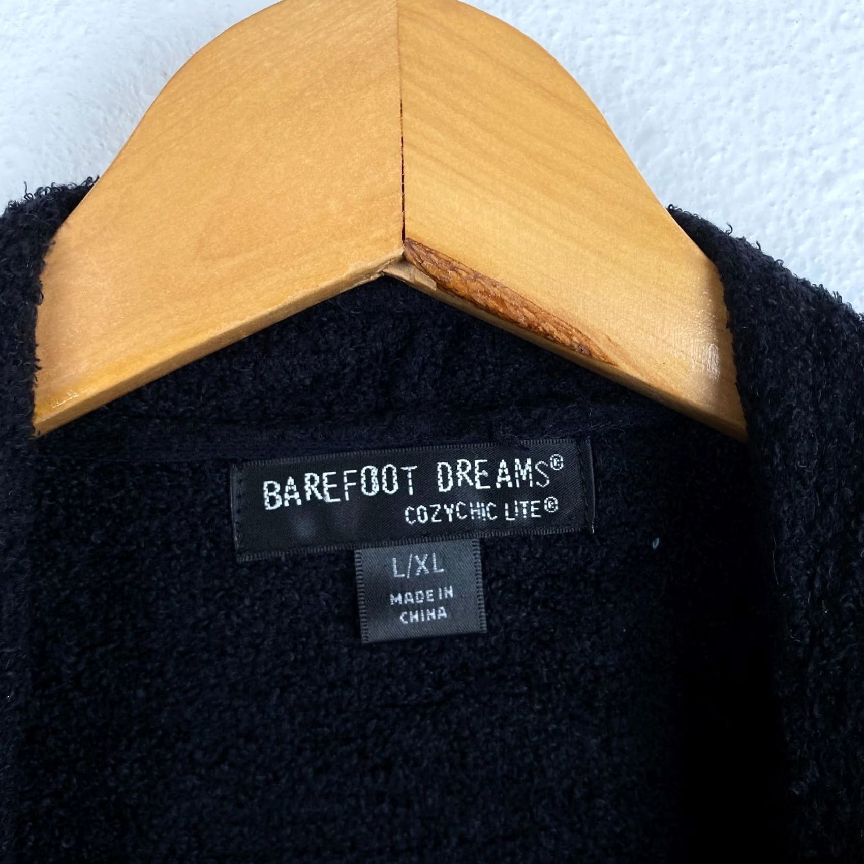Vintage BAREFOOT DREAMS Cardigan Island Wrap Lite Open Front Long Sleeve L/XL Black Women Sweater Pockets 903 Vintage No Size L / US 10 / IT 46 - 2 Thumbnail
