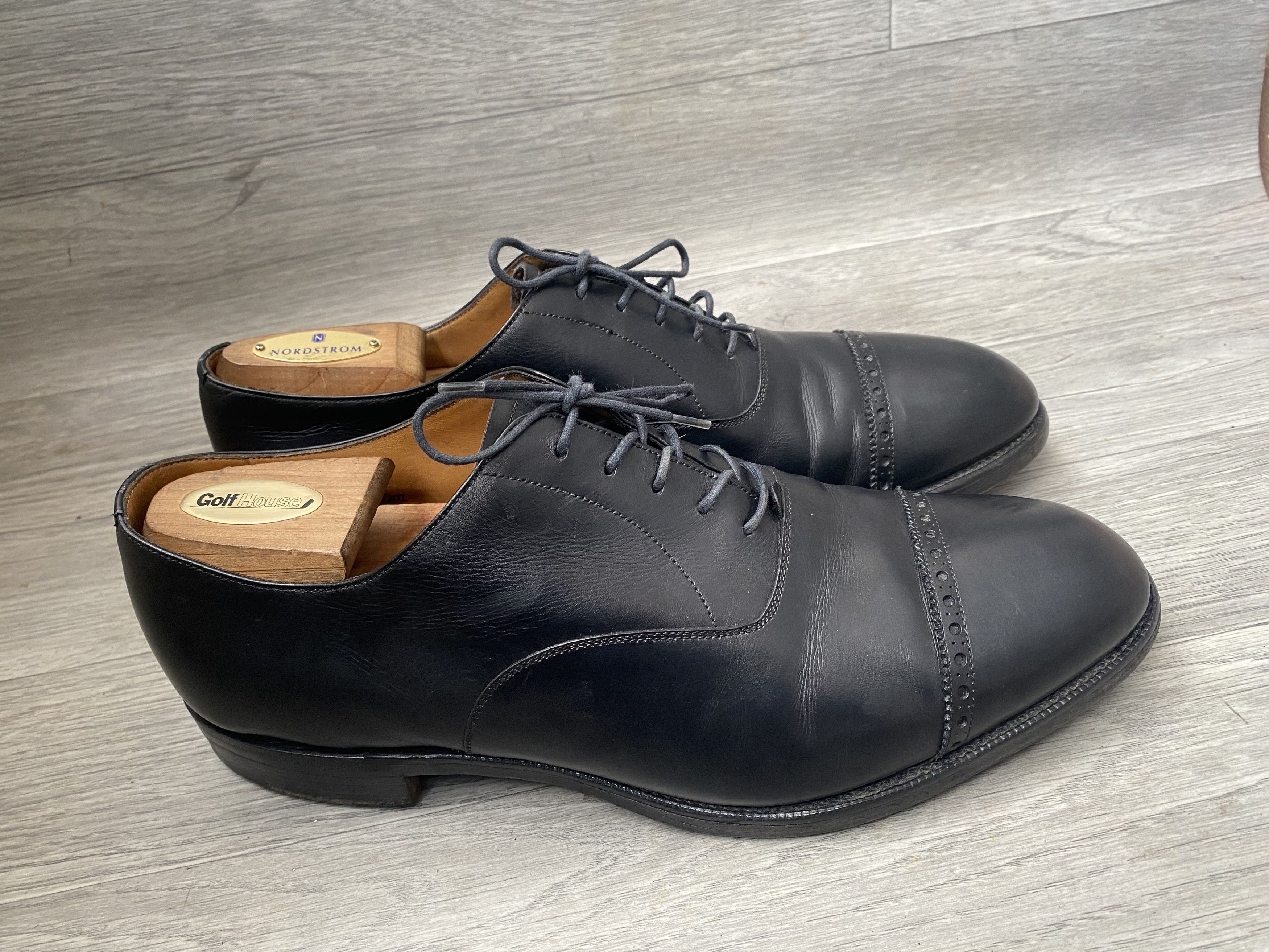 Edward Green Edward green cap-toe brouges leather shoes Size US 10 / EU 43 - 7 Thumbnail
