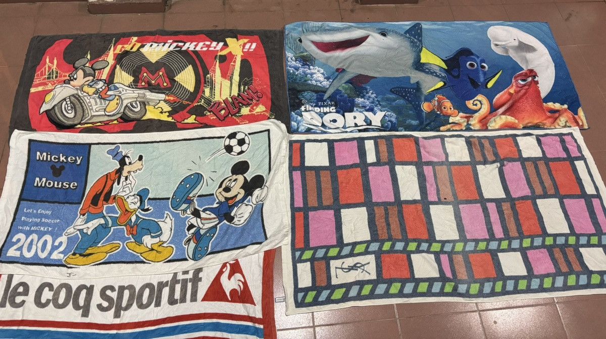 Japanese Brand × Yves Saint Laurent Lot Combo Branded Towel Size US L / EU 52-54 / 3 - 10 Thumbnail