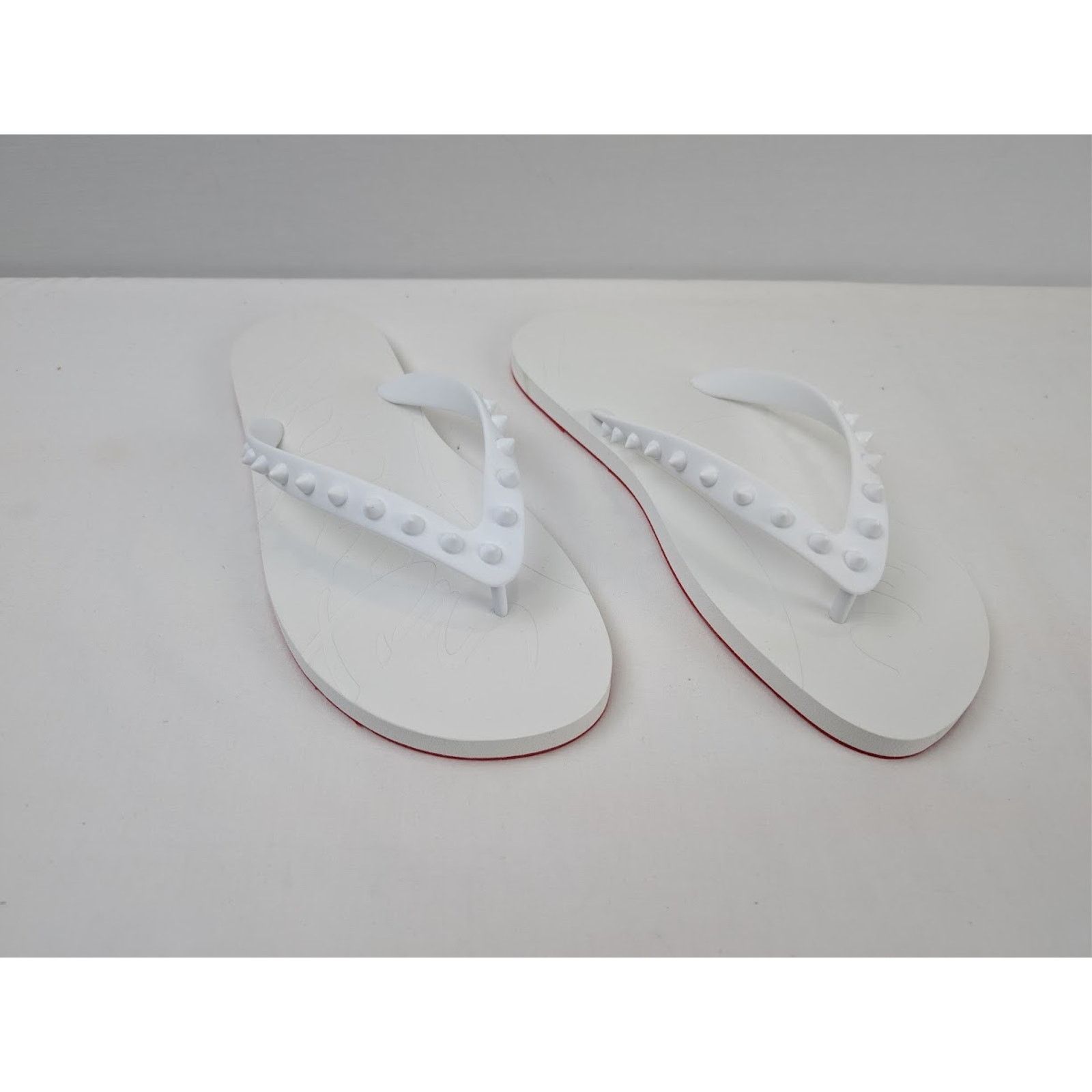 Christian Louboutin o1rshd1 Loubi Flip Flat Slippers in White Size US 11 / EU 44 - 5 Thumbnail