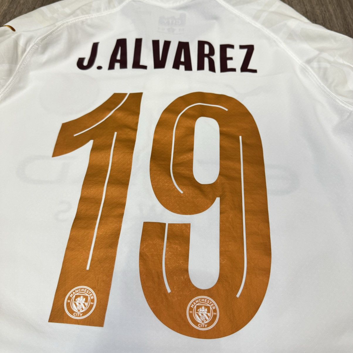 Puma Manchester City 23/24 player issue away shirt #19 J.Alvarez Size US S / EU 44-46 / 1 - 4 Thumbnail