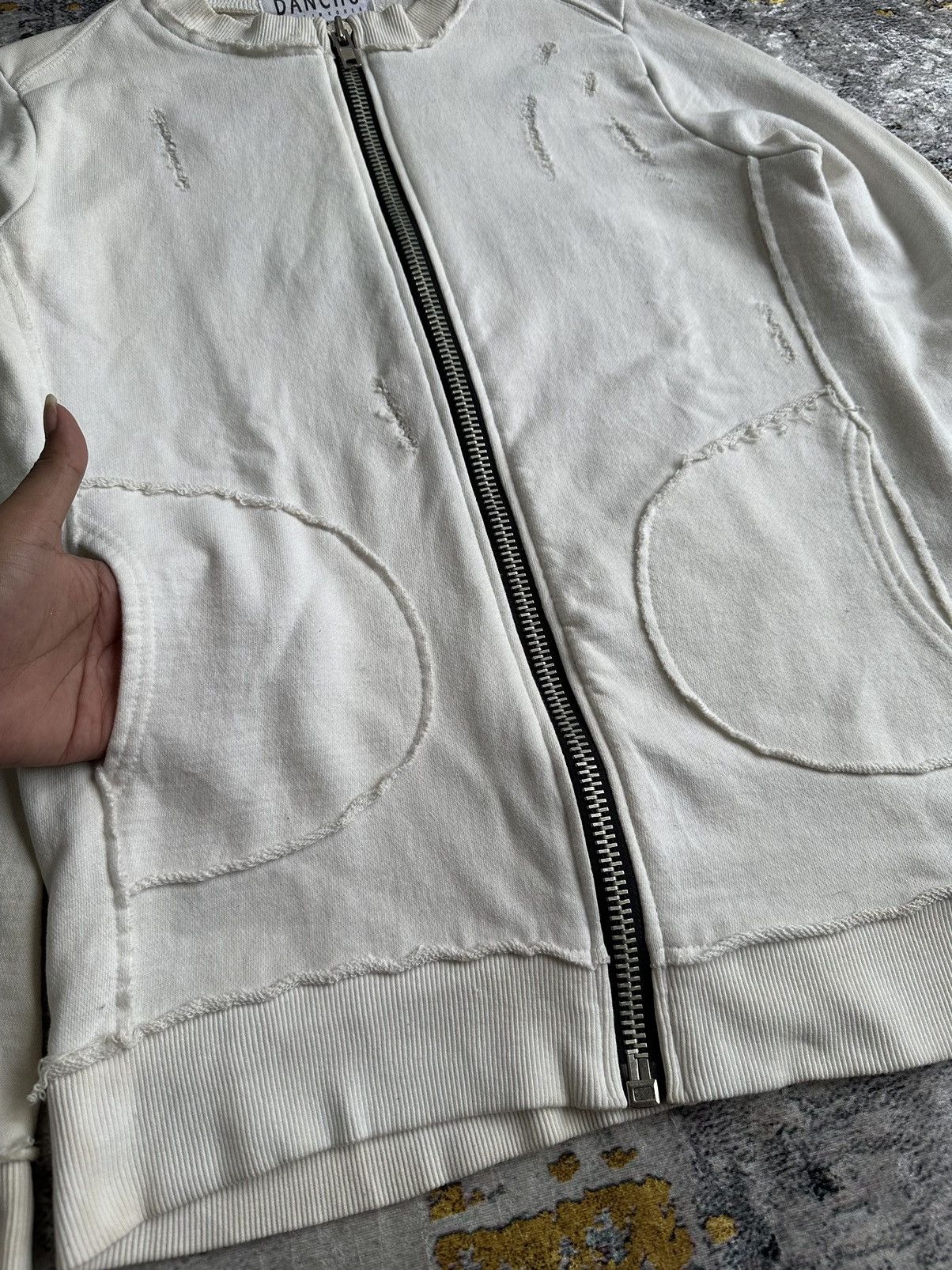 20471120 DANCHU BIG ZIPPER DISTRESSED IFSIXWASNINE STYLE Size US M / EU 48-50 / 2 - 4 Thumbnail