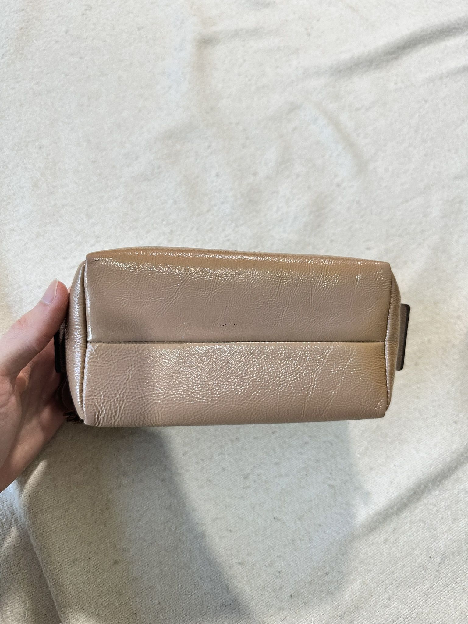 Gucci Gucci Soho Cosmetic Pouch Patent Beige Leather Logo Size ONE SIZE - 7 Thumbnail