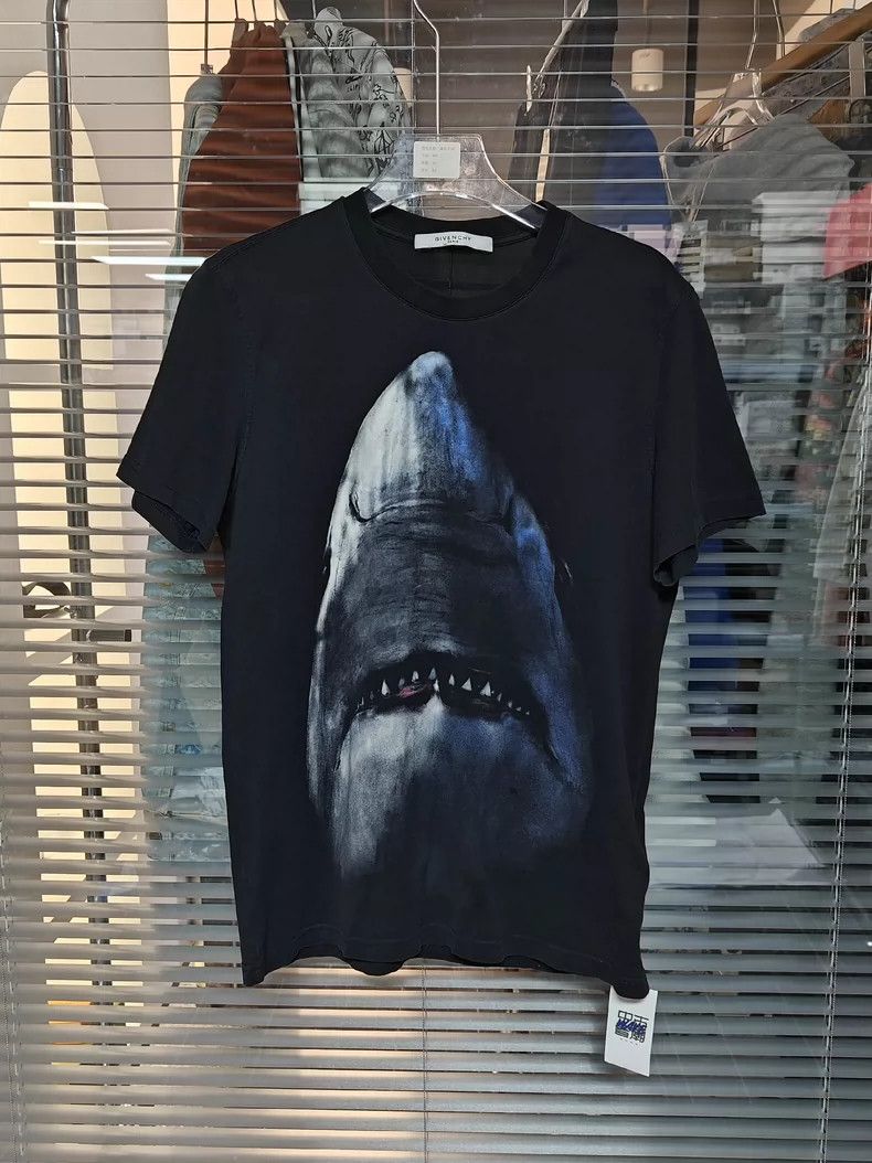 Givenchy Shark Short Sleeve
