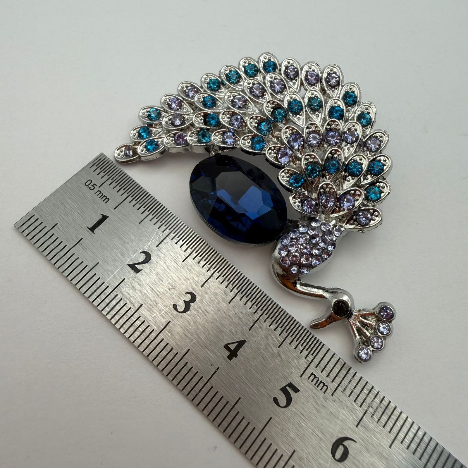 Vintage Blue Crystal Peacock Brooch Rhinestone Vintage Statement Size ONE SIZE - 4 Thumbnail