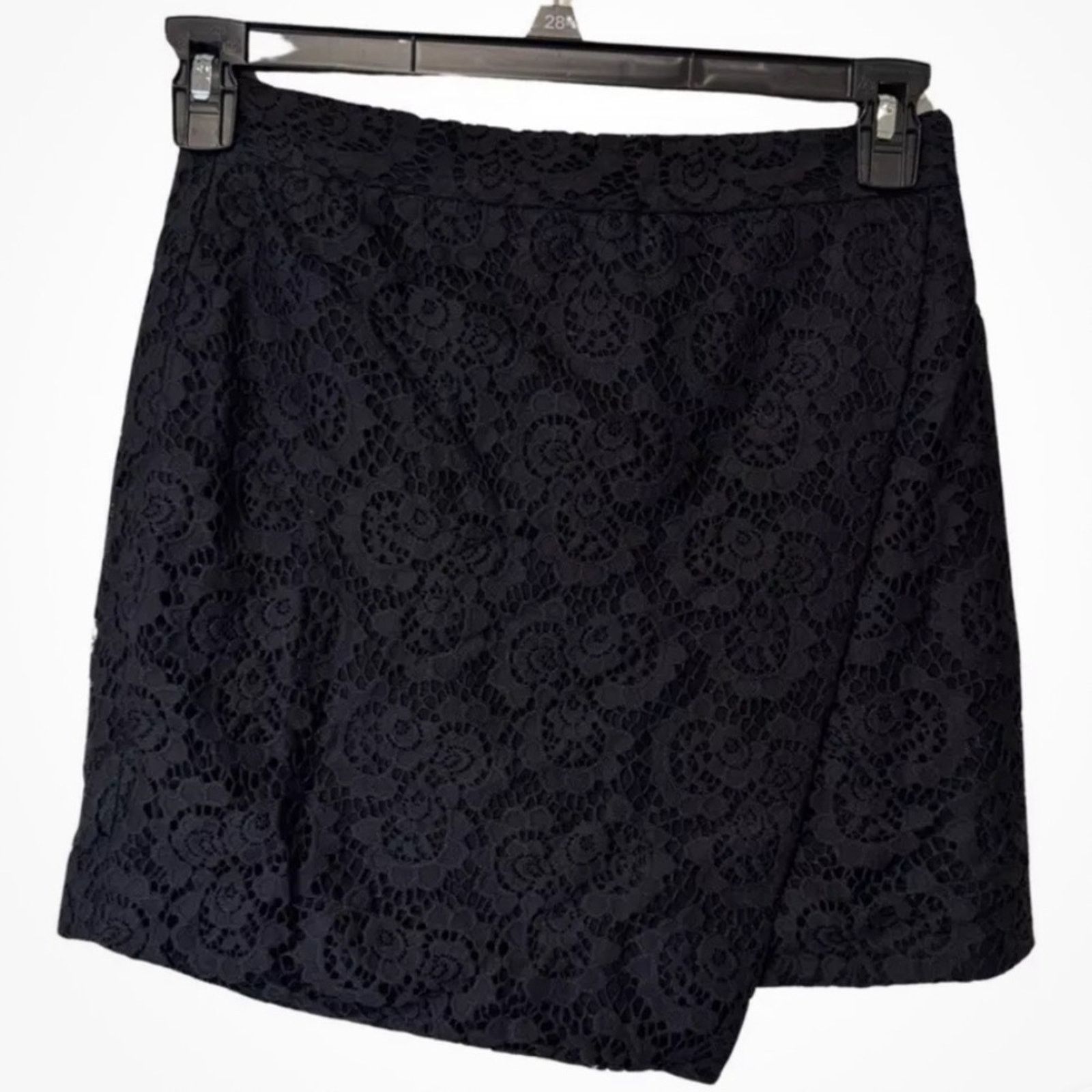Madewell Madewell Black Lace Asymmetrical Skirt Women’s Size Four Size 27" / US 4 / IT 40 - 4 Thumbnail