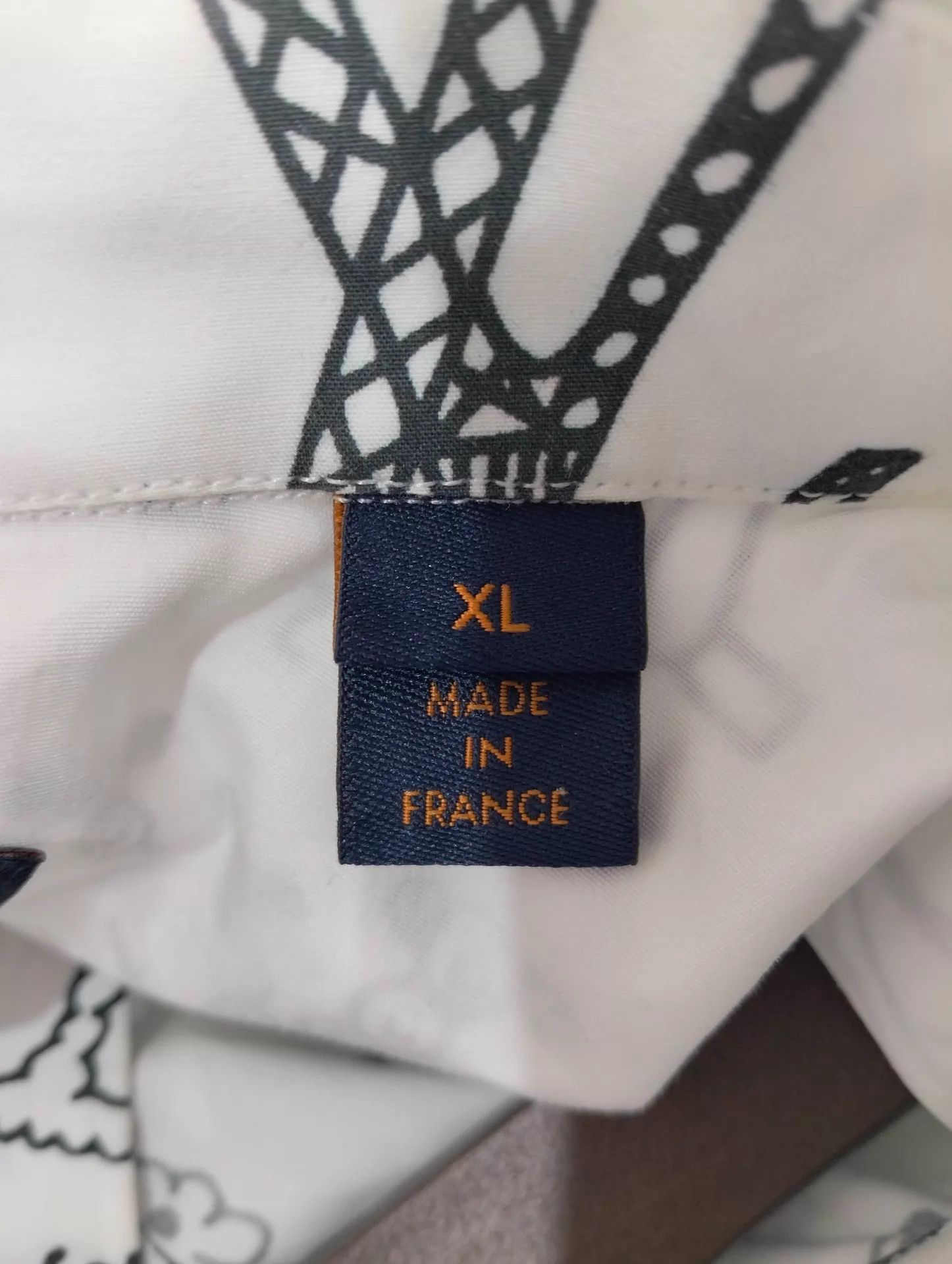 Louis Vuitton Louis Vuitton Allover Monogram Short-Sleeve Shirt XL Size US XL / EU 56 / 4 - 4 Thumbnail