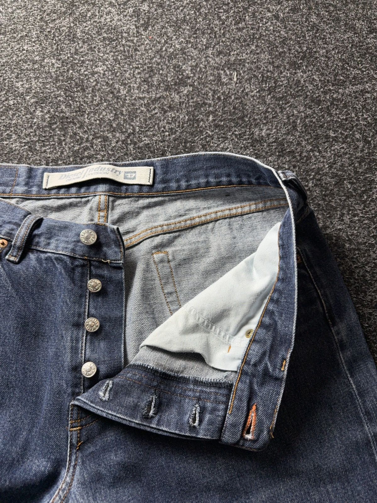 Diesel Luxury 90s Y2K Diesel Industry Made in Italy Straight Jeans Size US 36 / EU 52 - 9 Thumbnail