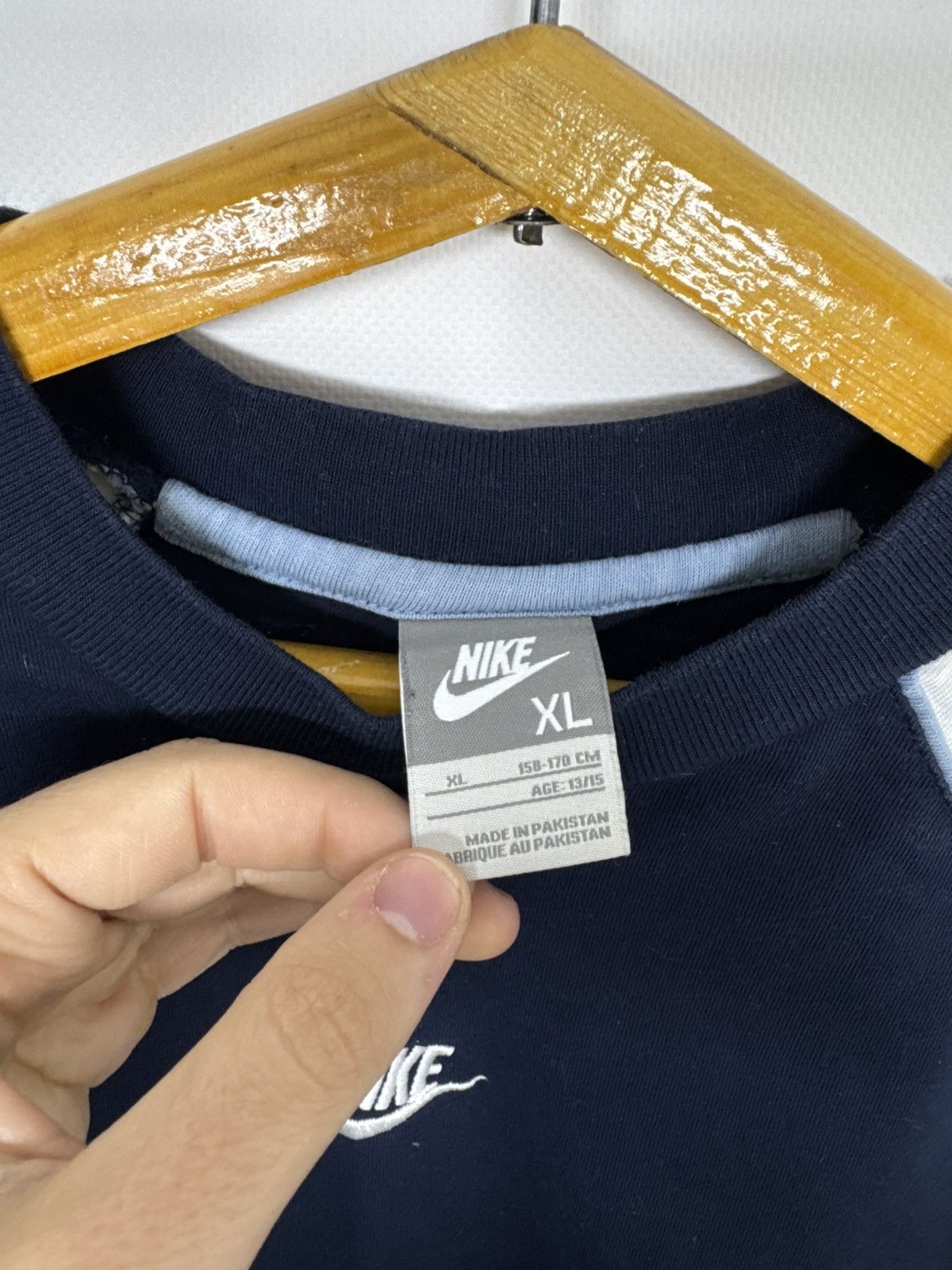 Nike Vintage Nike Center Swoosh T-Shirt 90’s Size US S / EU 44-46 / 1 - 10 Thumbnail