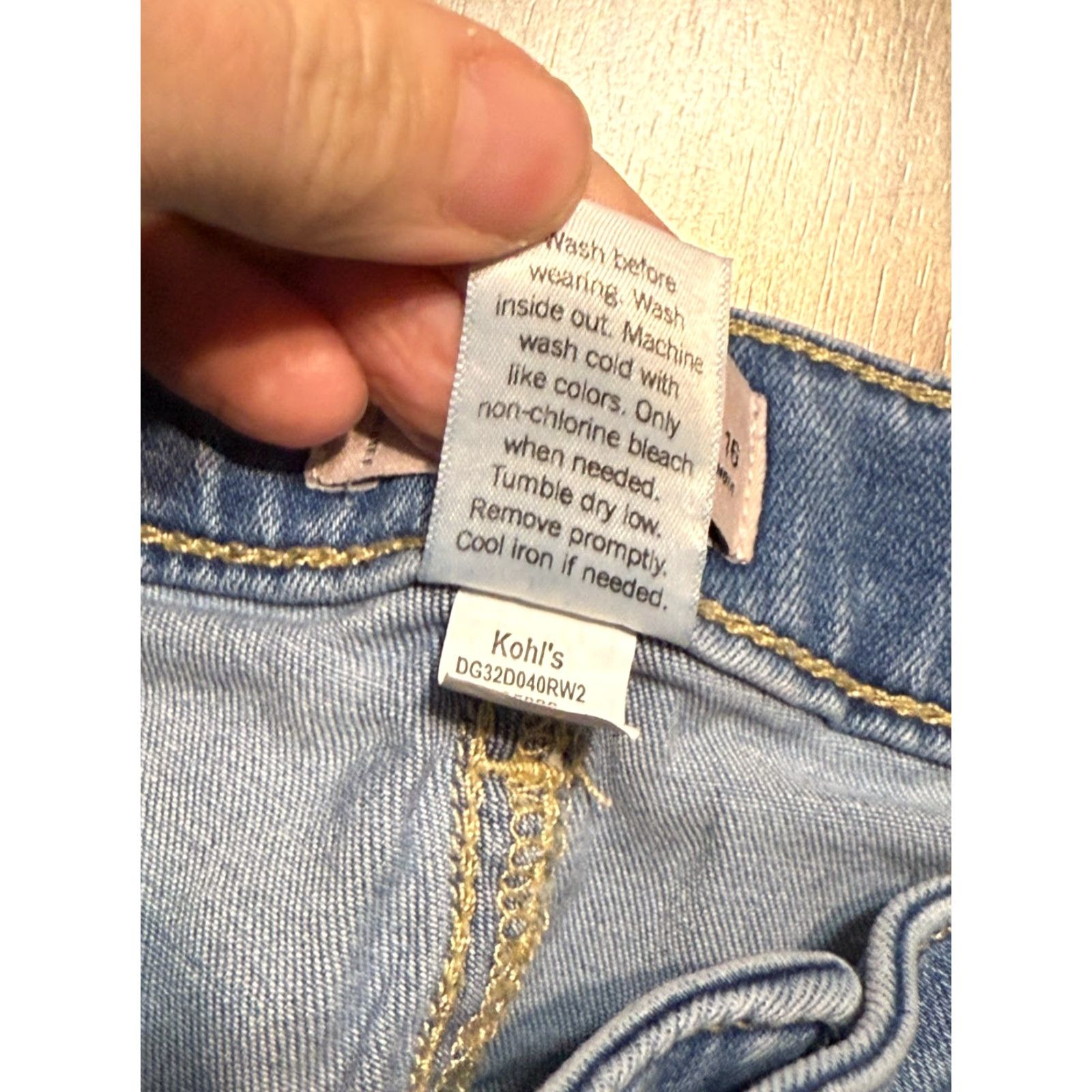 Vintage SO Jeans Women's Size 16 Blue Denim Skinny Medium Wash Low Rise Pockets 5-Pocket Design Inseam 27 in Regular Stretch Jeans Womens Size 38" / US 16 / IT 52 - 5 Thumbnail