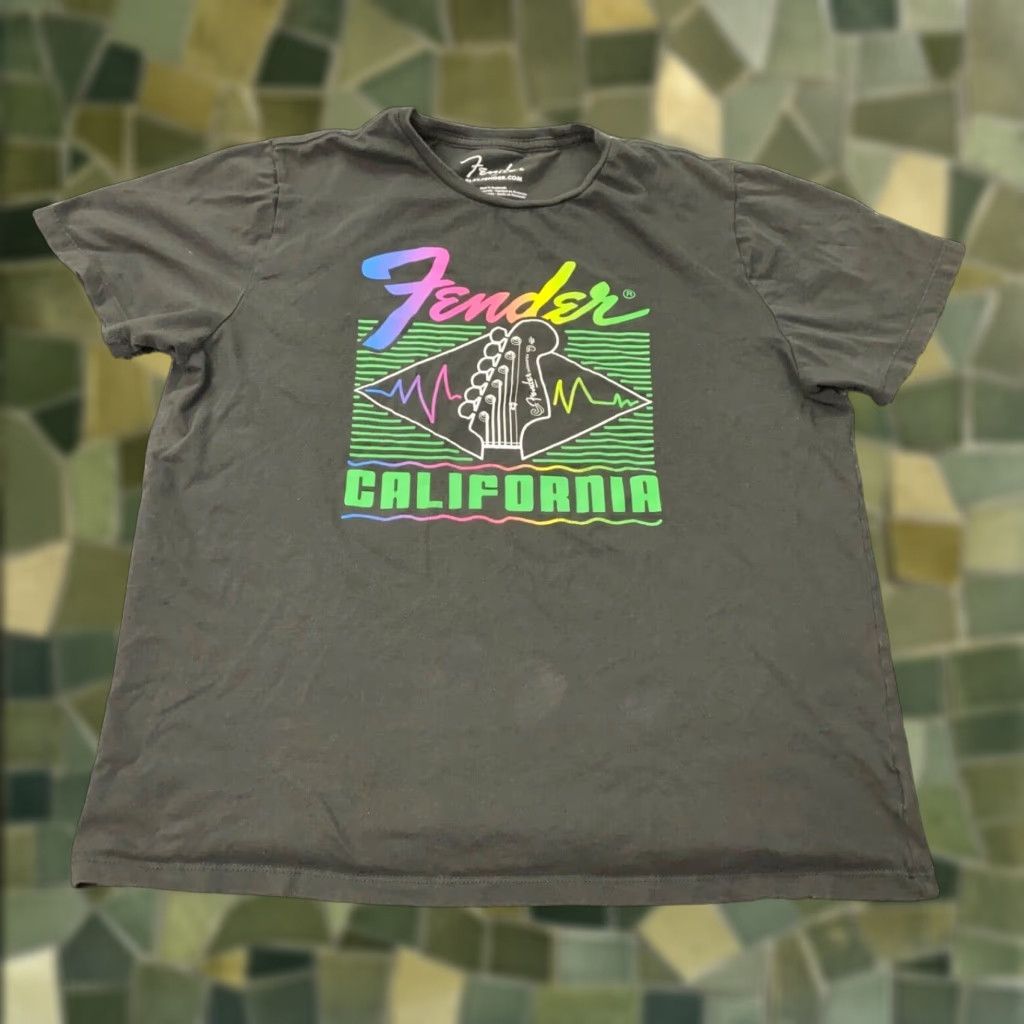 Fender Fender Shirt Mens Large Gray California Beach Rock Band Music T-Shirt Size US L / EU 52-54 / 3 - 1 Thumbnail