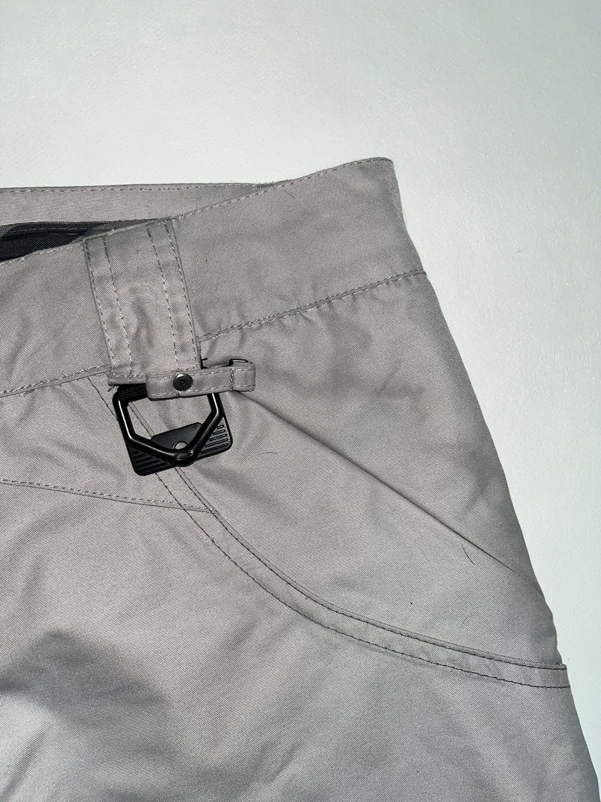Oakley × Vintage Oakley Vintage Gorpcore Ski Pants Size 32" / US 10 / IT 46 - 14 Thumbnail