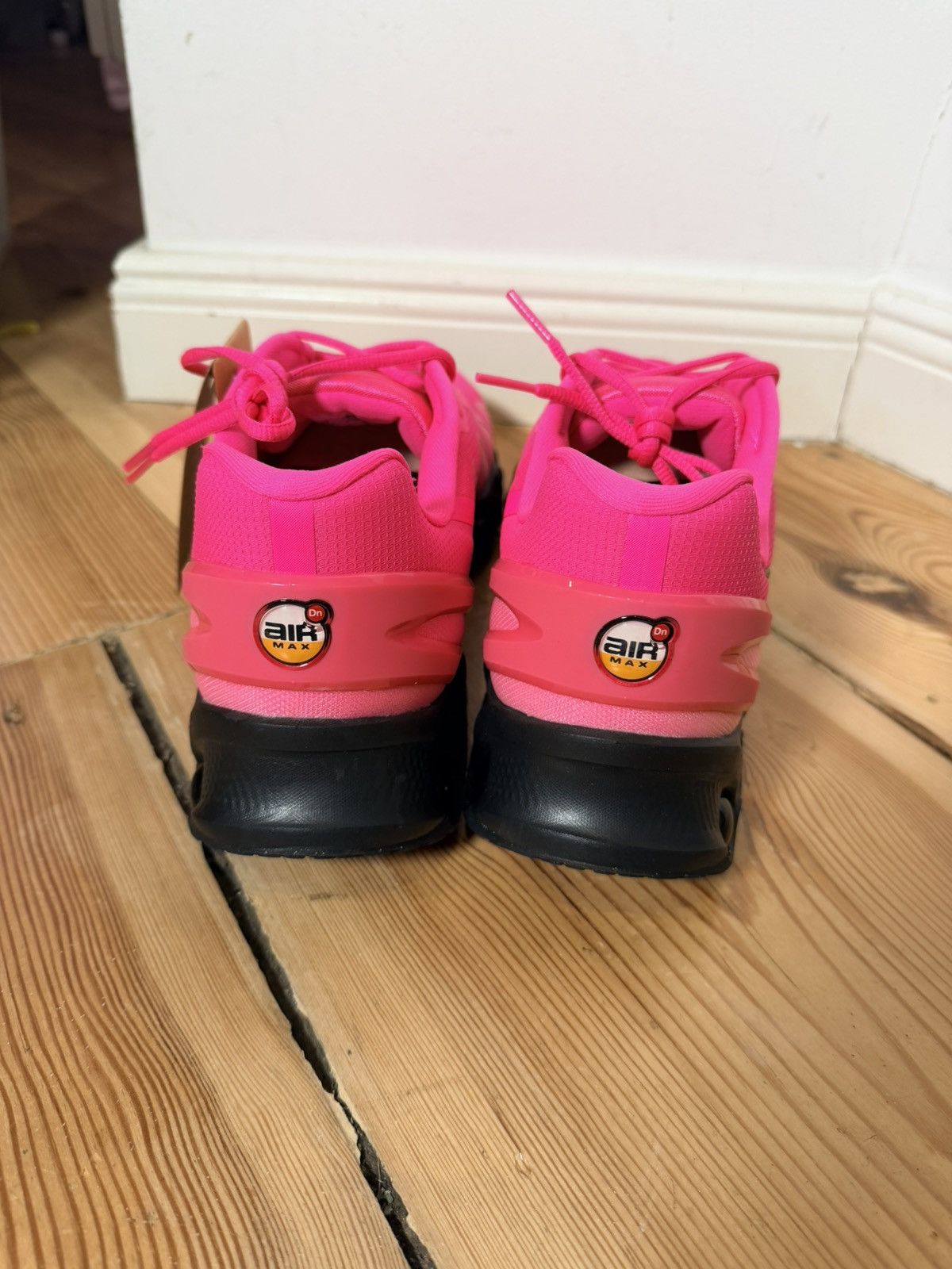 Nike Nike Air Max DN8 Hyper Pink Black US13 EU47.5 Deadstock Size US 14 / EU 47 - 4 Thumbnail