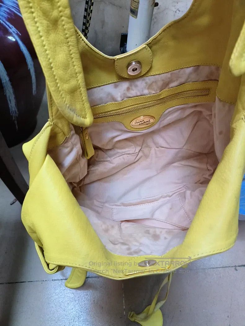 Vivienne Westwood Vivienne Westwood size os Lemon yellow shoulder bag, classi Size ONE SIZE - 3 Thumbnail