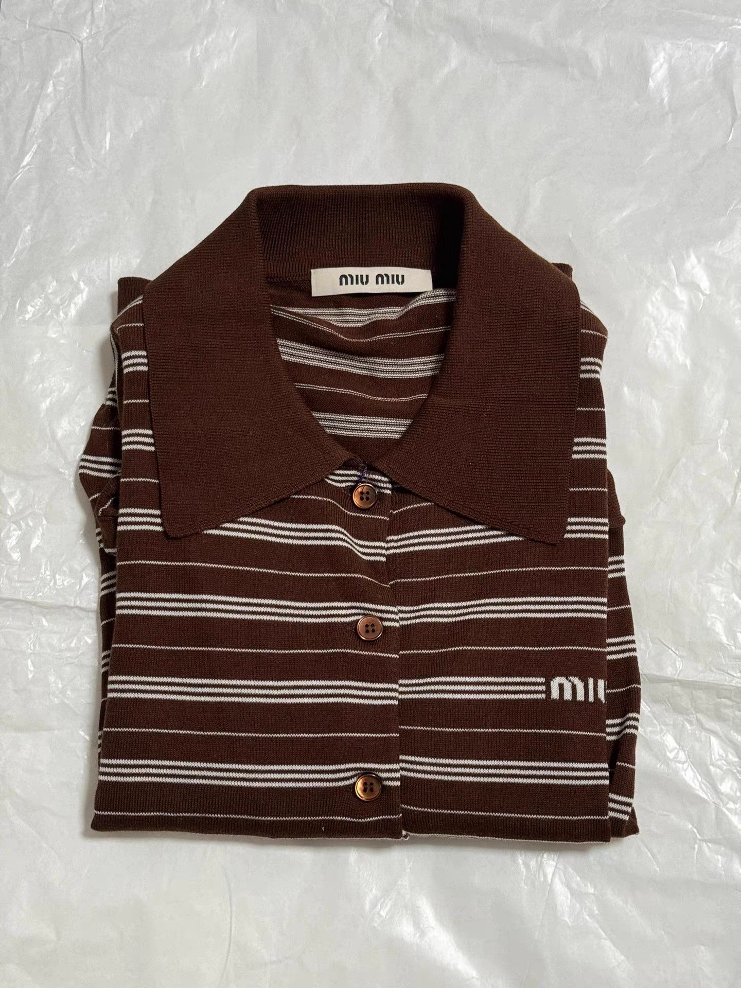 Miu Miu MiuMiu 24ss Runway Silk Polo Short Sleeve K6 Size XS / US 0-2 / IT 36-38 - 7 Thumbnail