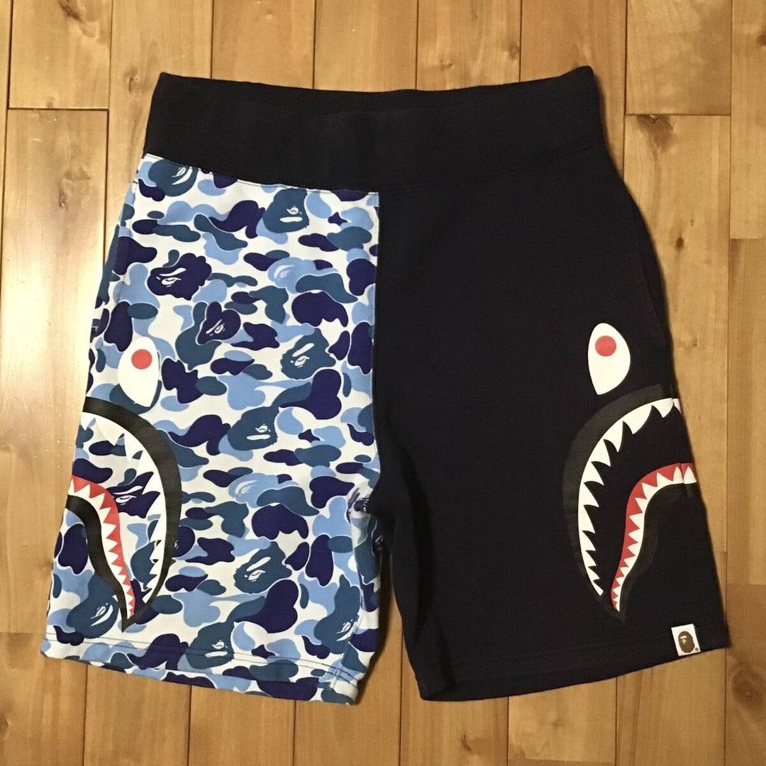 Bape BAPE Side Shark sweat shorts navy × ABC camo blue ★size M Size US 32 / EU 48 - 1 Thumbnail