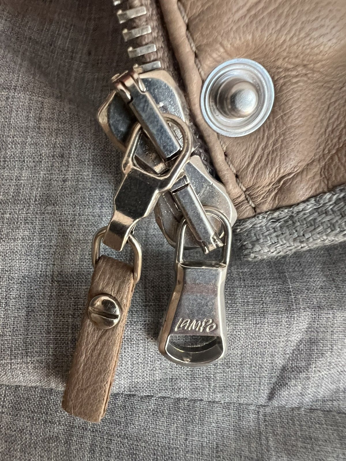 Brunello Cucinelli Brunello Cucinelli Elephant Beige Leather Bomber Jacket Size XL / US 12-14 / IT 48-50 - 16 Thumbnail