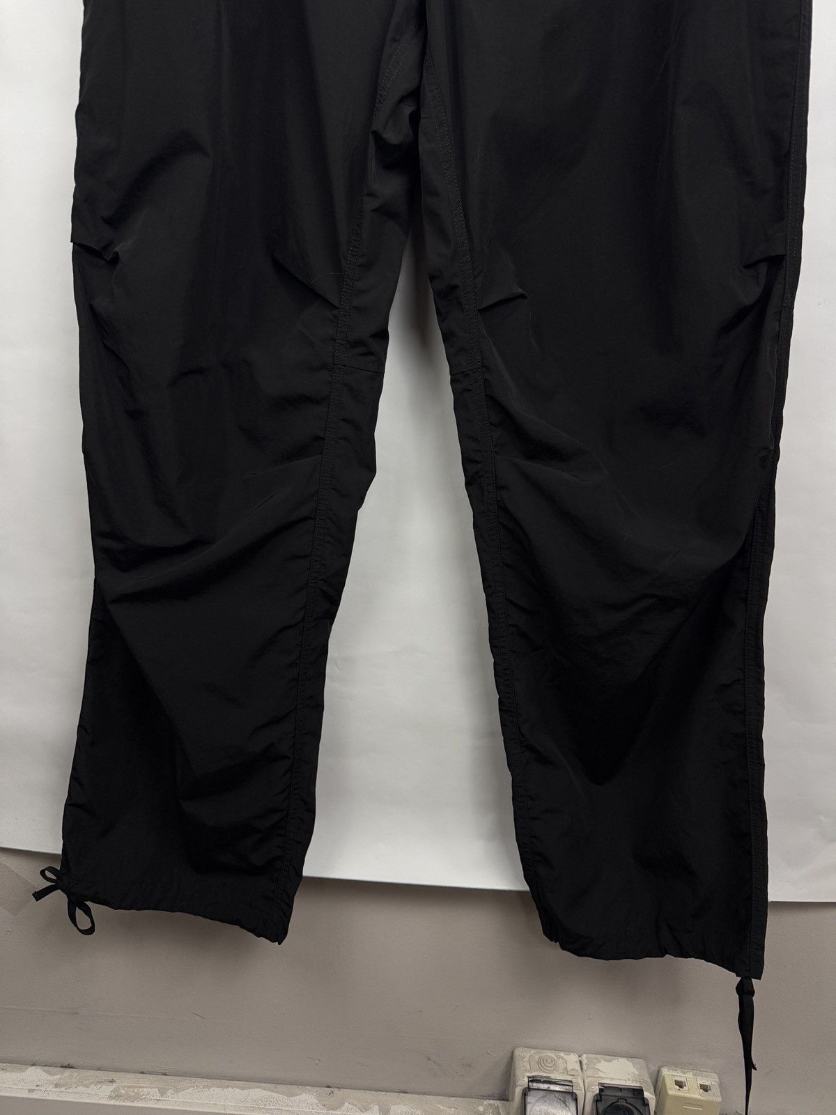 Salvatore Ferragamo ❗️NEW 🇮🇹 Salvatore Ferragamo Premium Nylon Pants Made in Italy Size US 38 / EU 54 - 11 Thumbnail