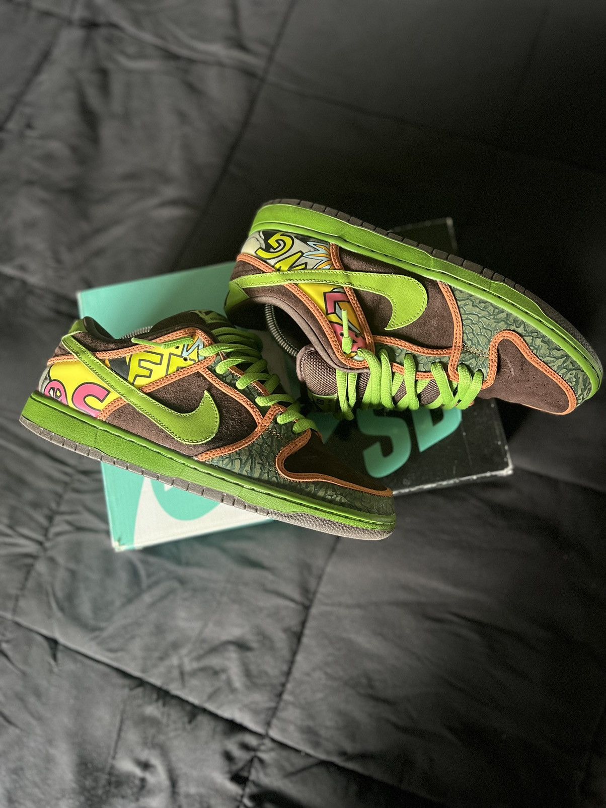 image of Nike Dunk Low Sb De La Soul Shoes in Brown, Men's (Size 10)
