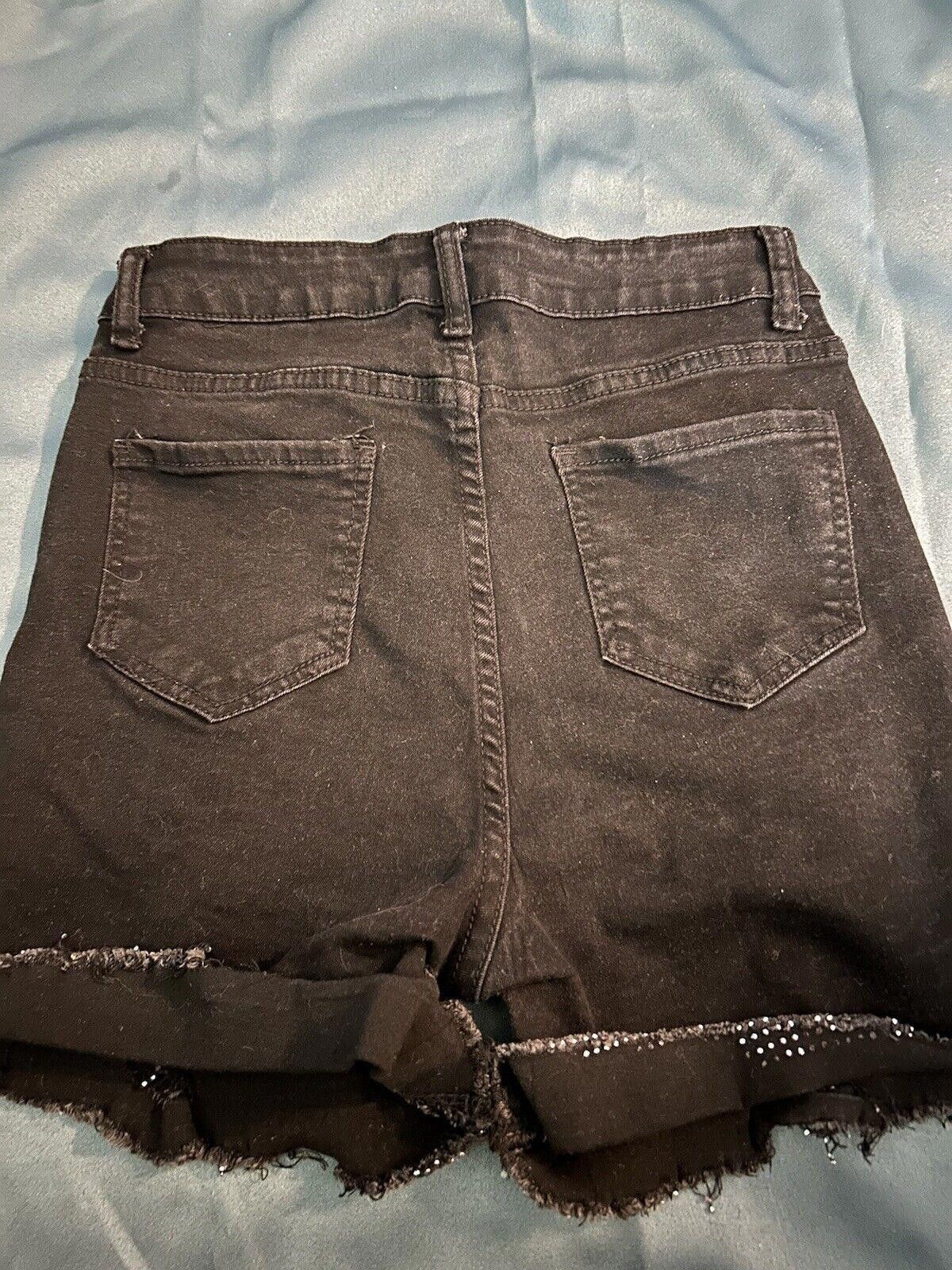 Designer Bedazzled Black Shorts Size Small Size 28" / US 6 / IT 42 - 2 Thumbnail