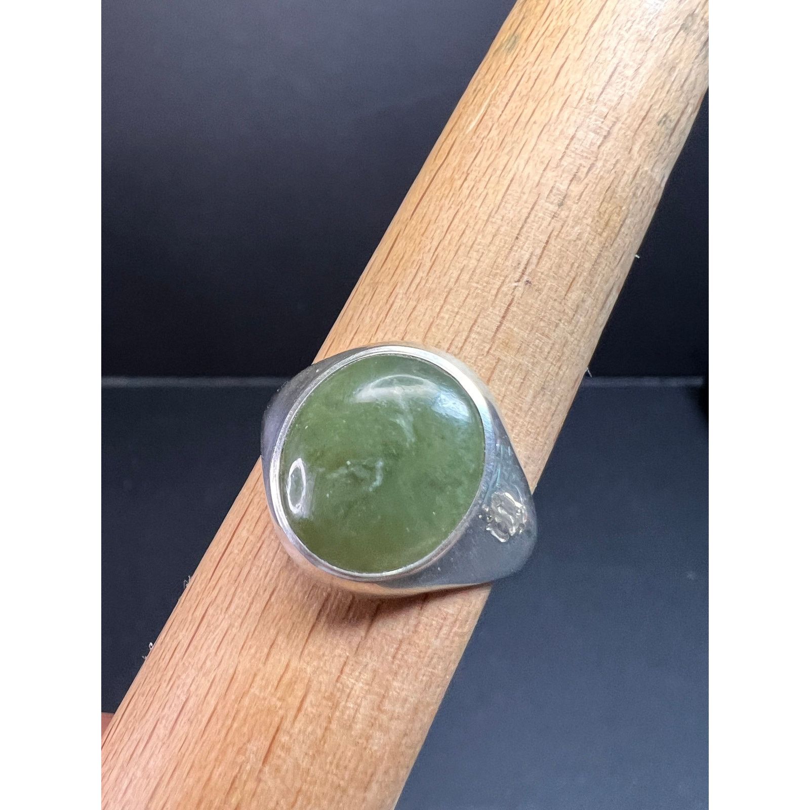 Other Vintage nephrite Jade sterling silver ring size 11 Size ONE SIZE - 10 Thumbnail
