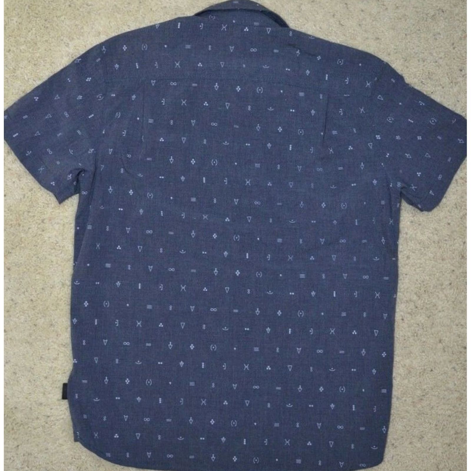 The North Face The North Face Button Up Shirt Mens Medium Gray Short Sleeve Abstract Symbols Size US M / EU 48-50 / 2 - 3 Thumbnail