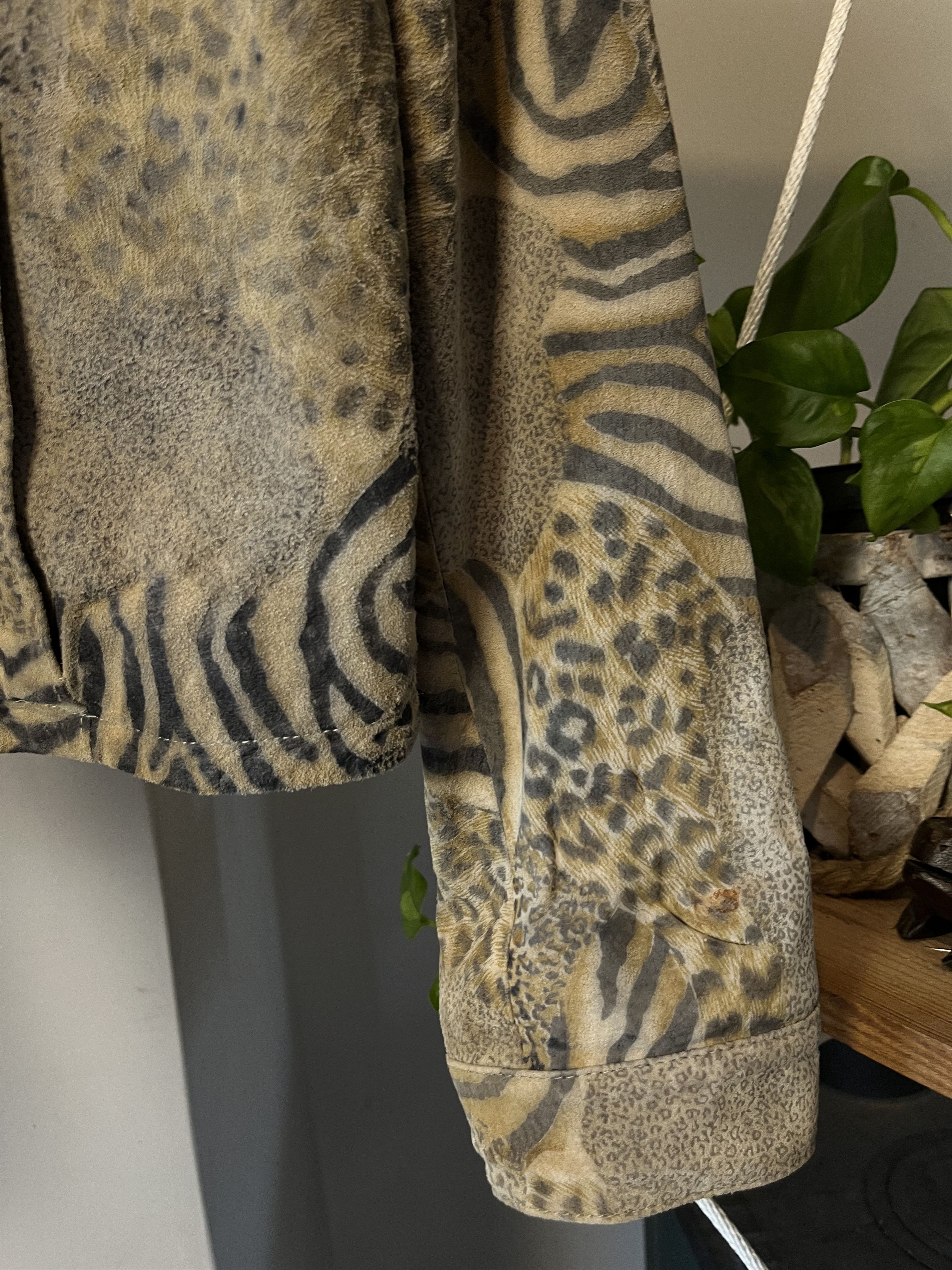 Vintage 90s y2k Leopard Gepard Tiger Pimp Cropped Leather Jacket Size M / US 6-8 / IT 42-44 - 8 Thumbnail