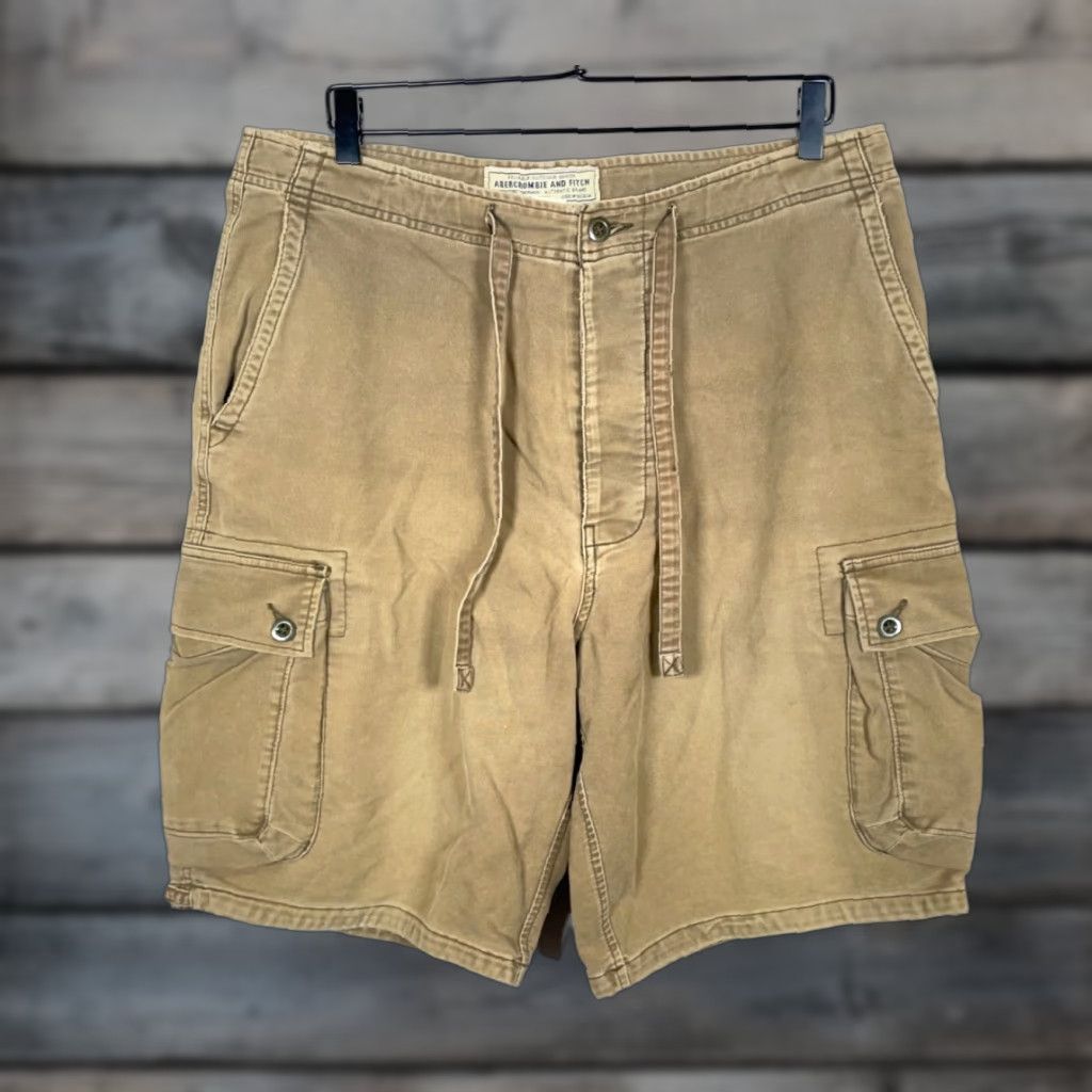 Abercrombie & Fitch VINTAGE Abercrombie & Fitch Cargo Shorts Men L Beige 36 x 10 Button Fly Fatigues Size US 33 - 1 Thumbnail