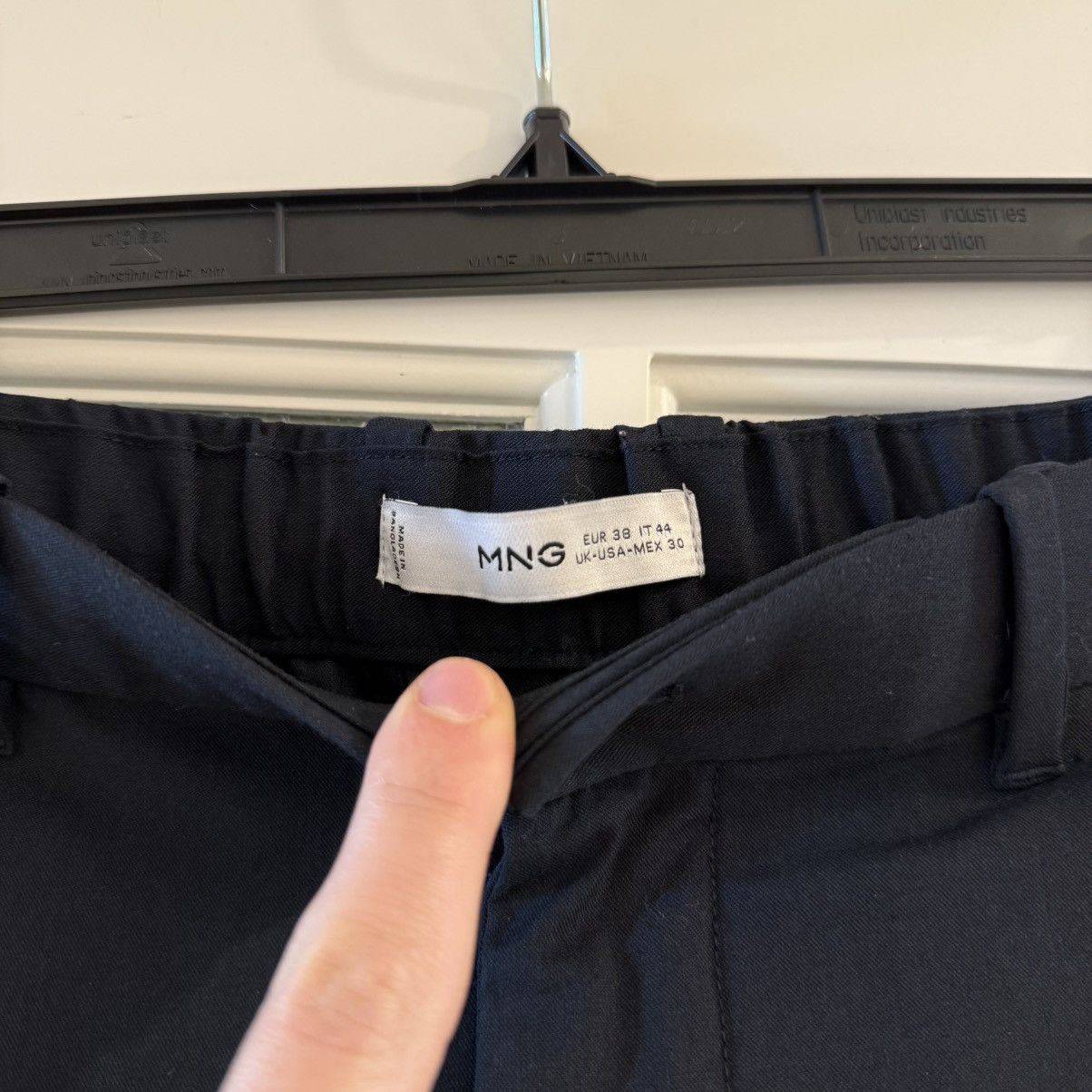 Mango MANGO Men’s Dark Navy Slim-Fit Stretch Pants Size 30 Size US 30 / EU 46 - 3 Thumbnail