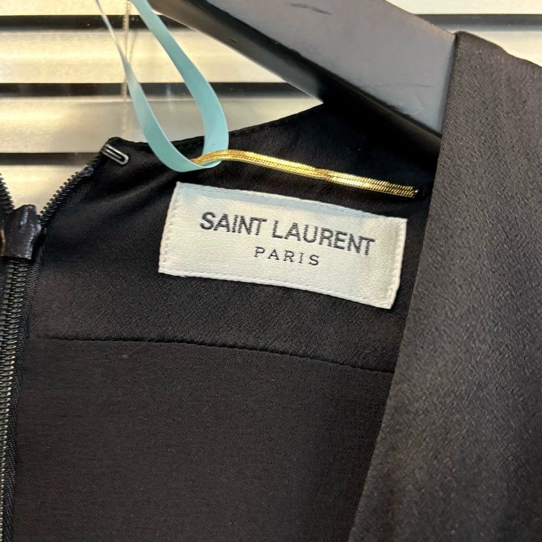 Saint Laurent Paris Saint Laurent size 3 Solid V-Neck Long Sleeve 2504-Nextar Size M / US 6-8 / IT 42-44 - 5 Thumbnail