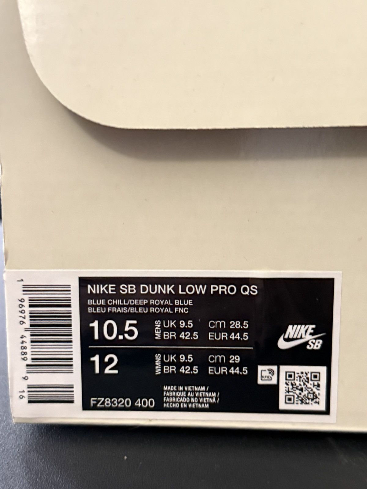 Nike Powerpuff Girls x Nike Dunk Low Pro SB “Bubbles” Size US 10.5 / EU 43-44 - 9 Thumbnail