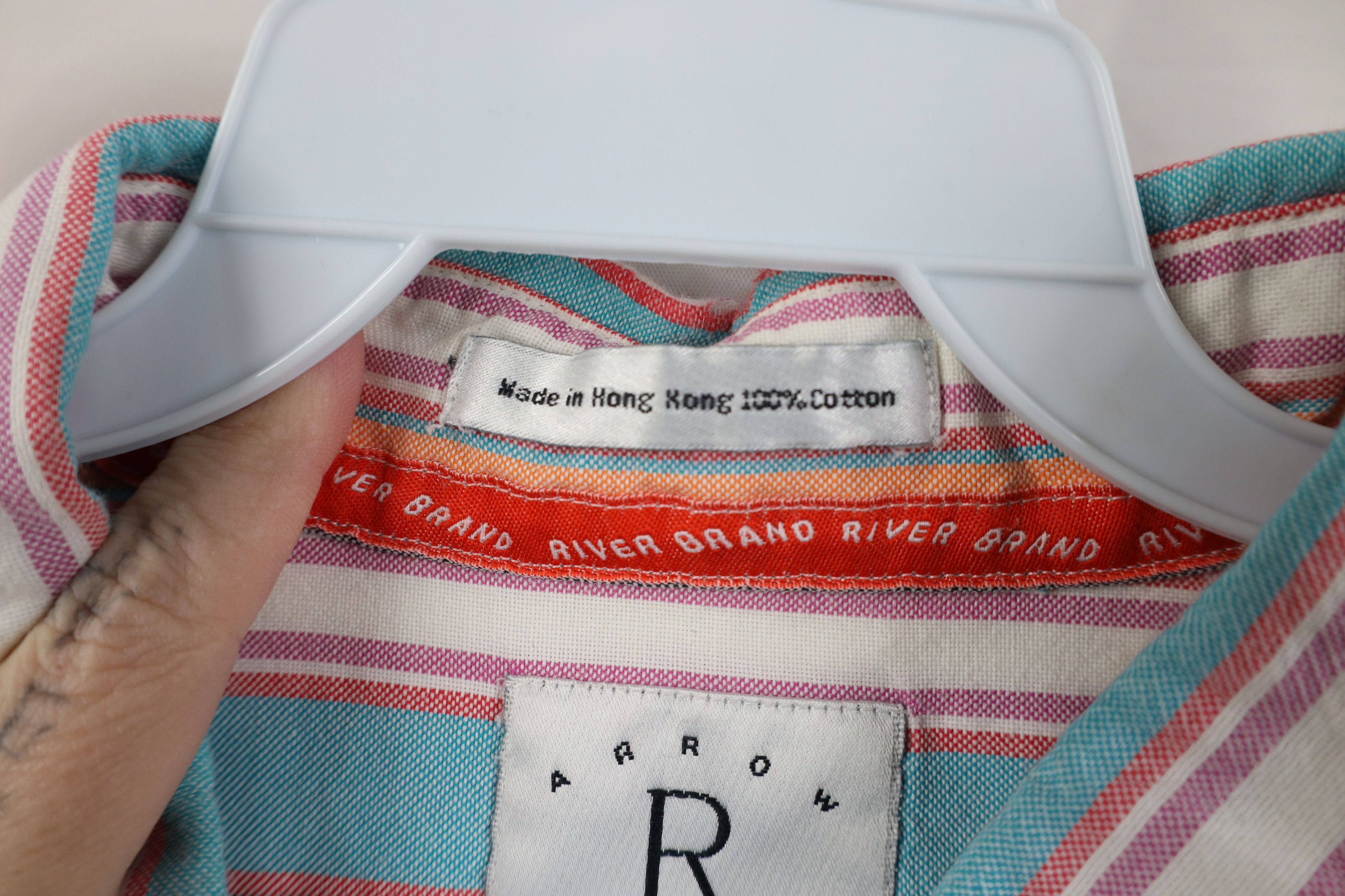 Vintage Vintage 90s Streetwear Rainbow Short Sleeve Button Shirt Size US L / EU 52-54 / 3 - 7 Thumbnail