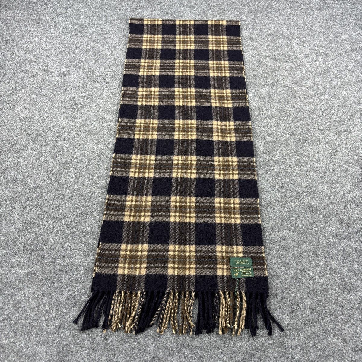 Drake's Drake's Scarf # D765 # Muffler # Neckwear Size ONE SIZE - 3 Thumbnail