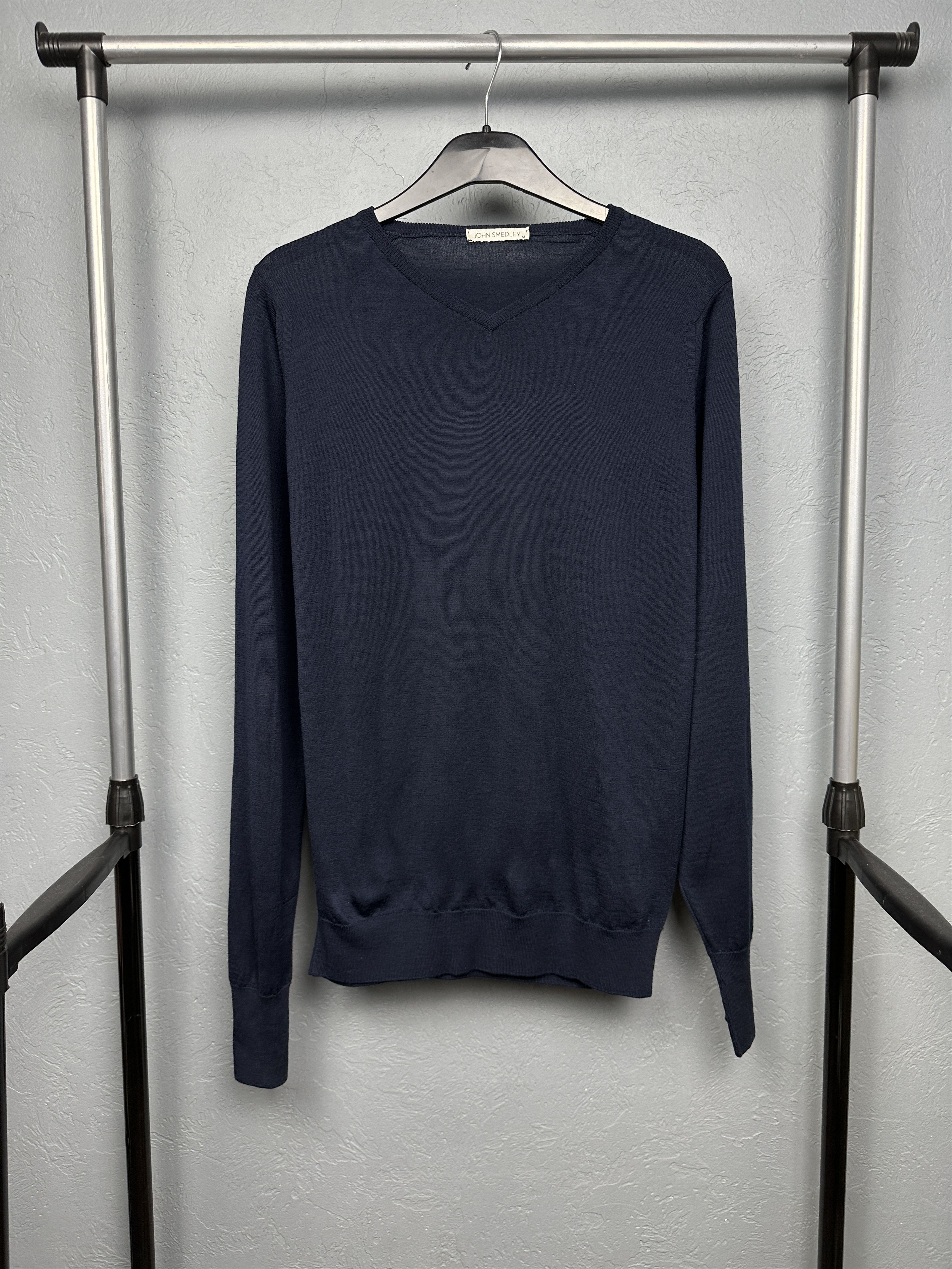 John Smedley John Smedley Vintage Mens Wool Knit V-neck Sweater Size US M / EU 48-50 / 2 - 1 Thumbnail