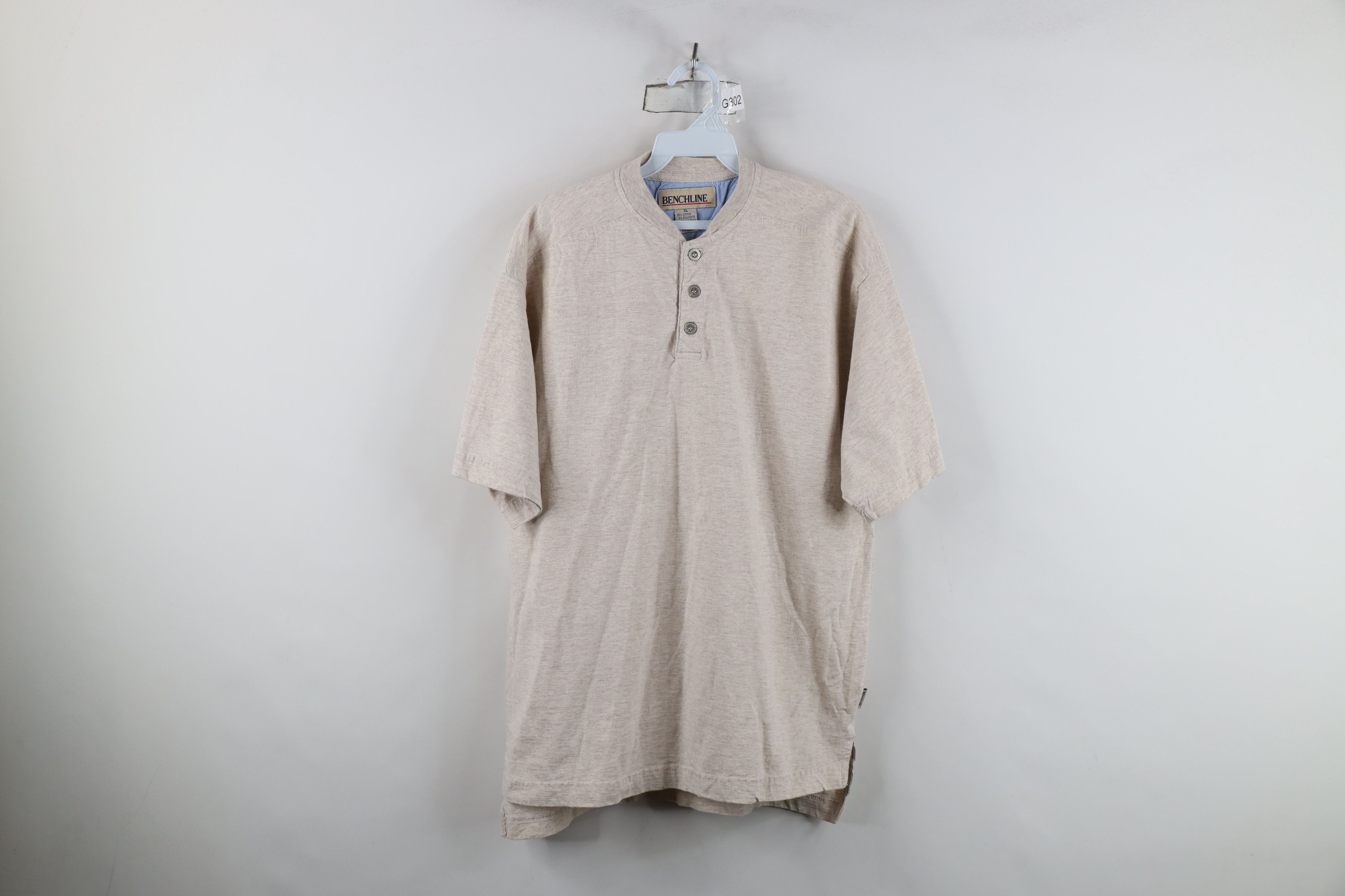 Vintage Vintage 90s Streetwear Heavyweight Short Sleeve T-Shirt Size US XL / EU 56 / 4 - 1 Thumbnail