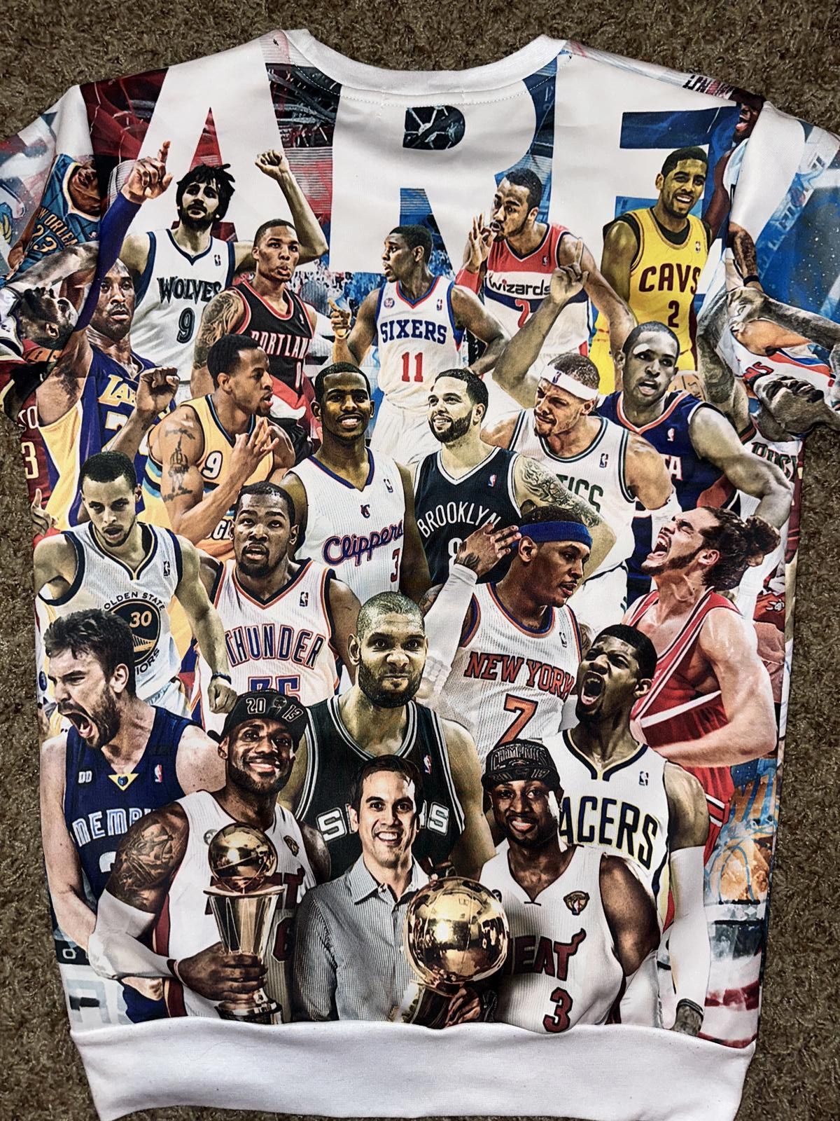 Designer NBA Superstars Legends Vintage Basketball 1991 Inc Shirt RARE Size US L / EU 52-54 / 3 - 6 Thumbnail