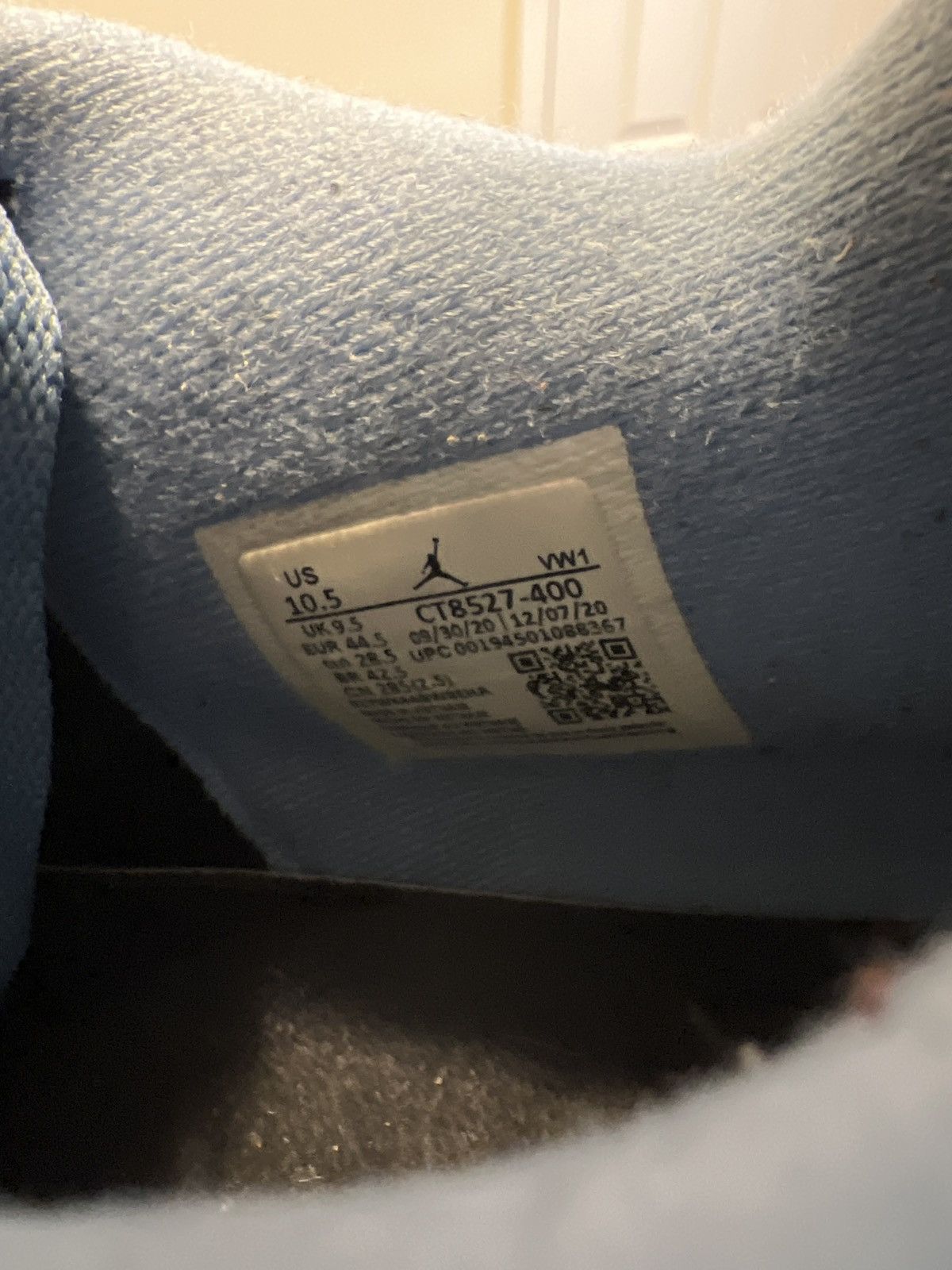 Jordan Brand Jordan 4 Retro University Blue Size US 10.5 / EU 43-44 - 8 Thumbnail