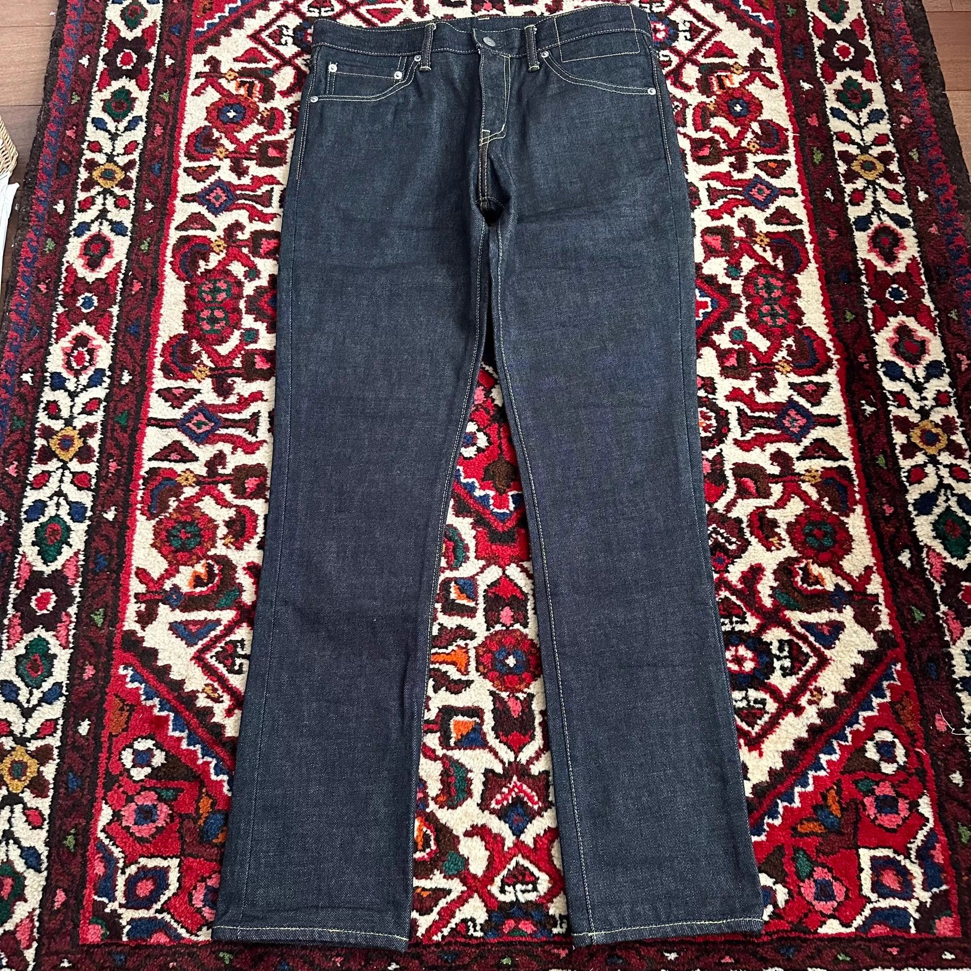 Visvim visvim 04R black raw denim jeans w32l30 Size US 32 / EU 48 - 1 Thumbnail