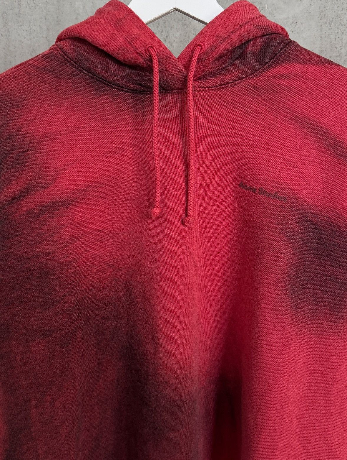 Acne Studios Acne Studios Spray - Paint Red Rubber Hoodie AW20 Size US L / EU 52-54 / 3 - 5 Thumbnail